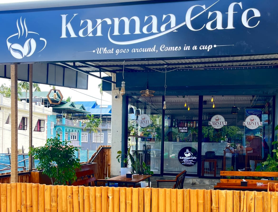 Karmaa Cafe