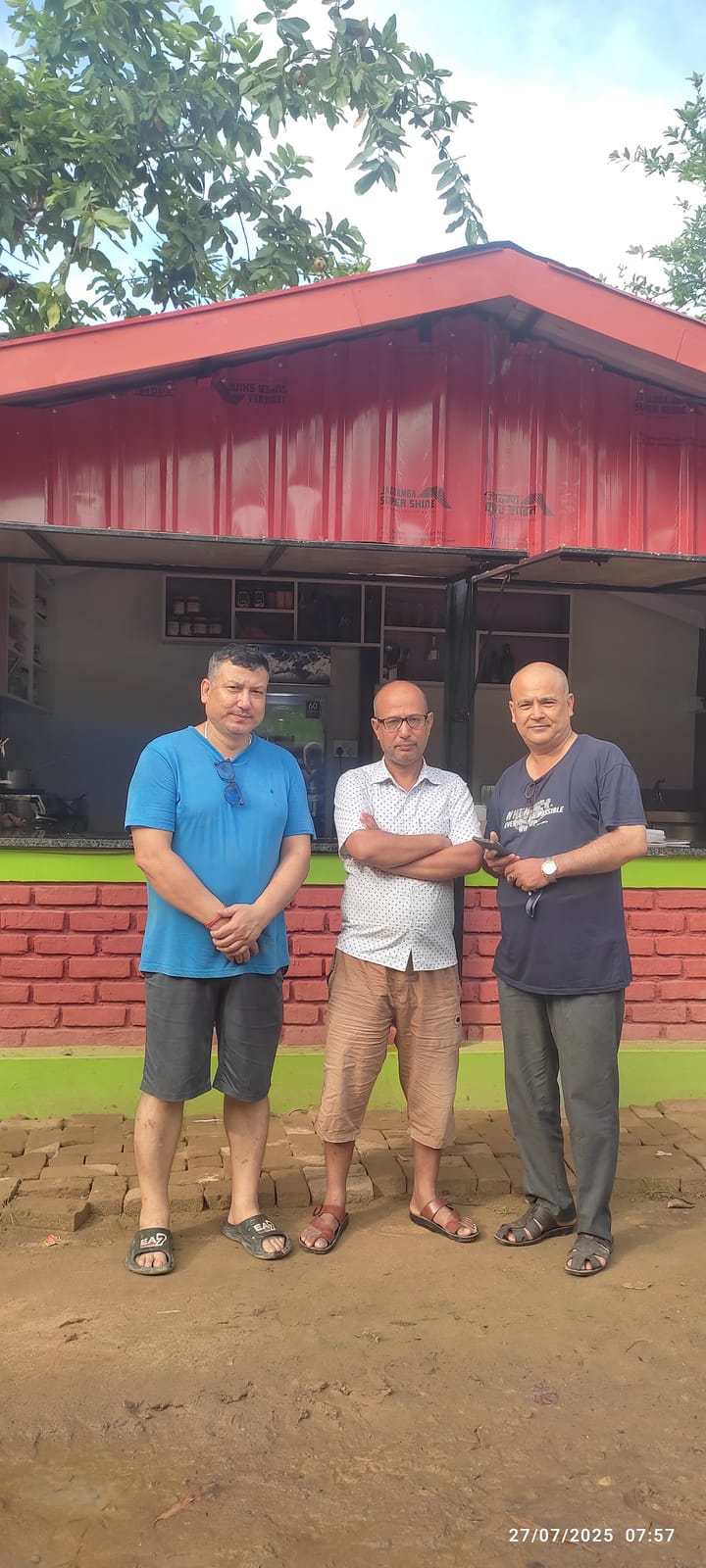 आमाको चिया चौतारी & WATERPARK RESORT