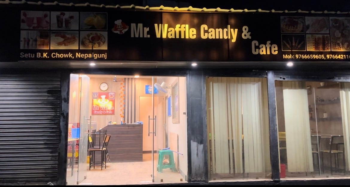 Mr.waffle candy and cafe