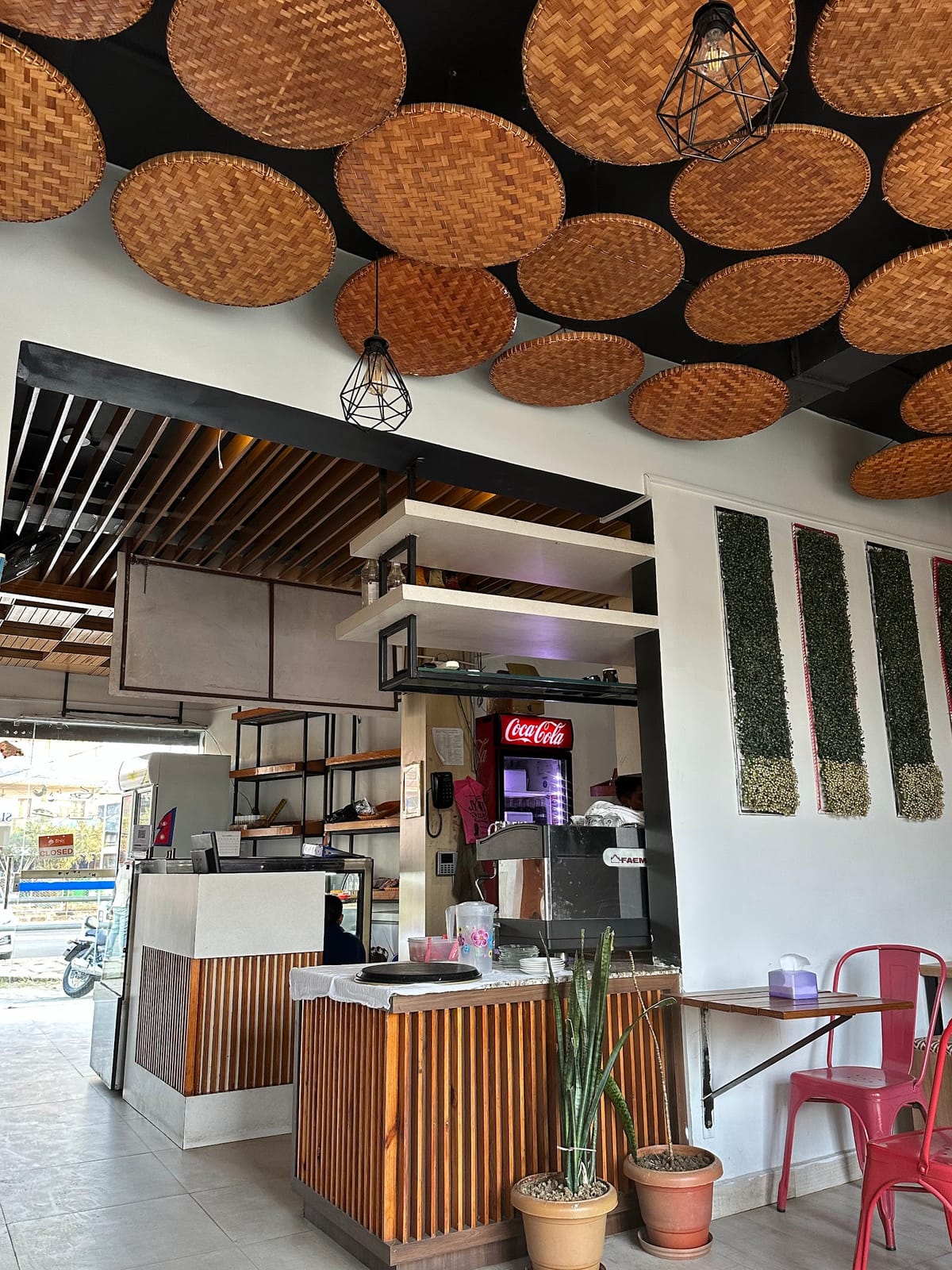 S Cafe