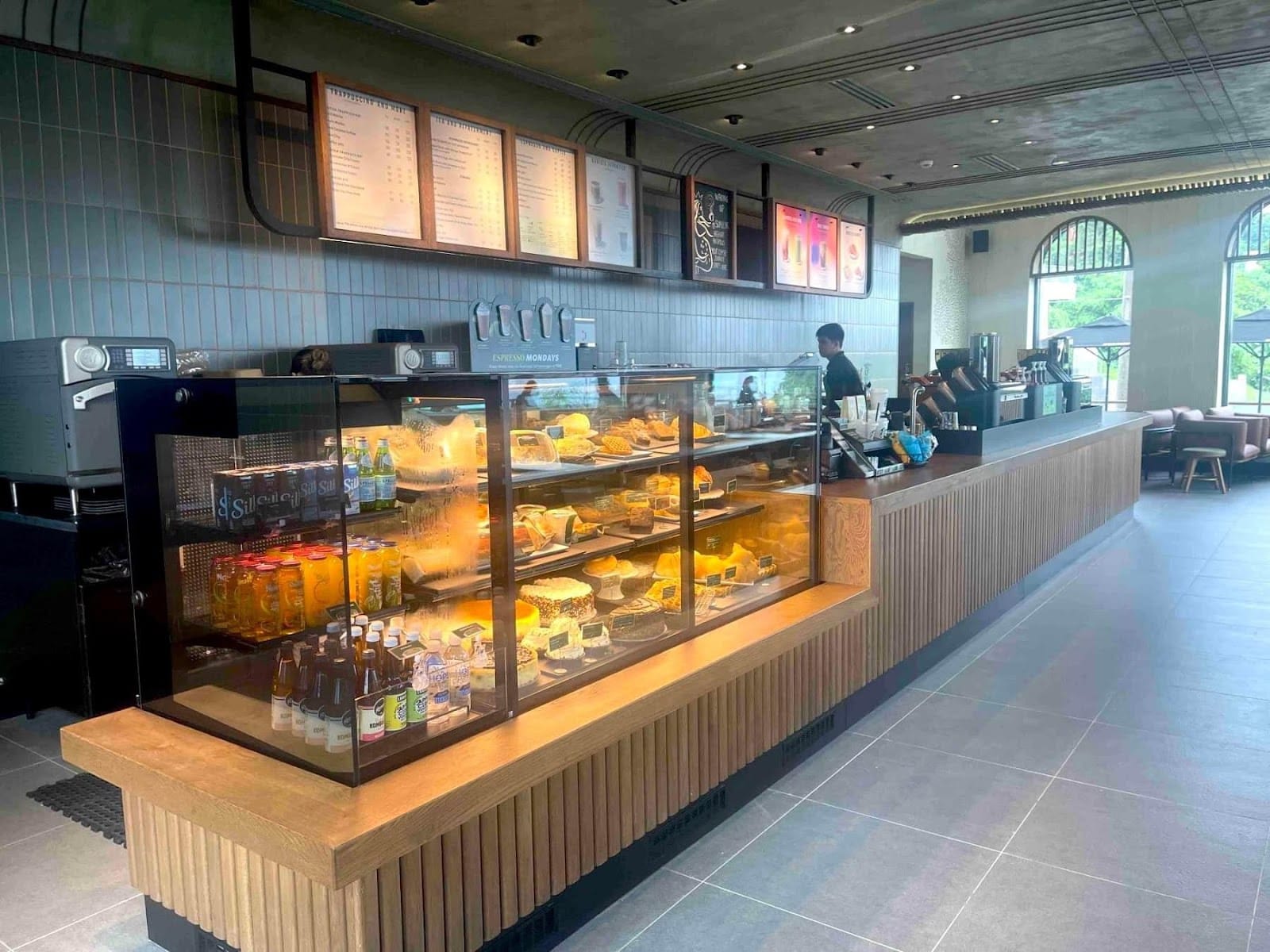 Starbucks 11 Sumulong Highway Antipolo