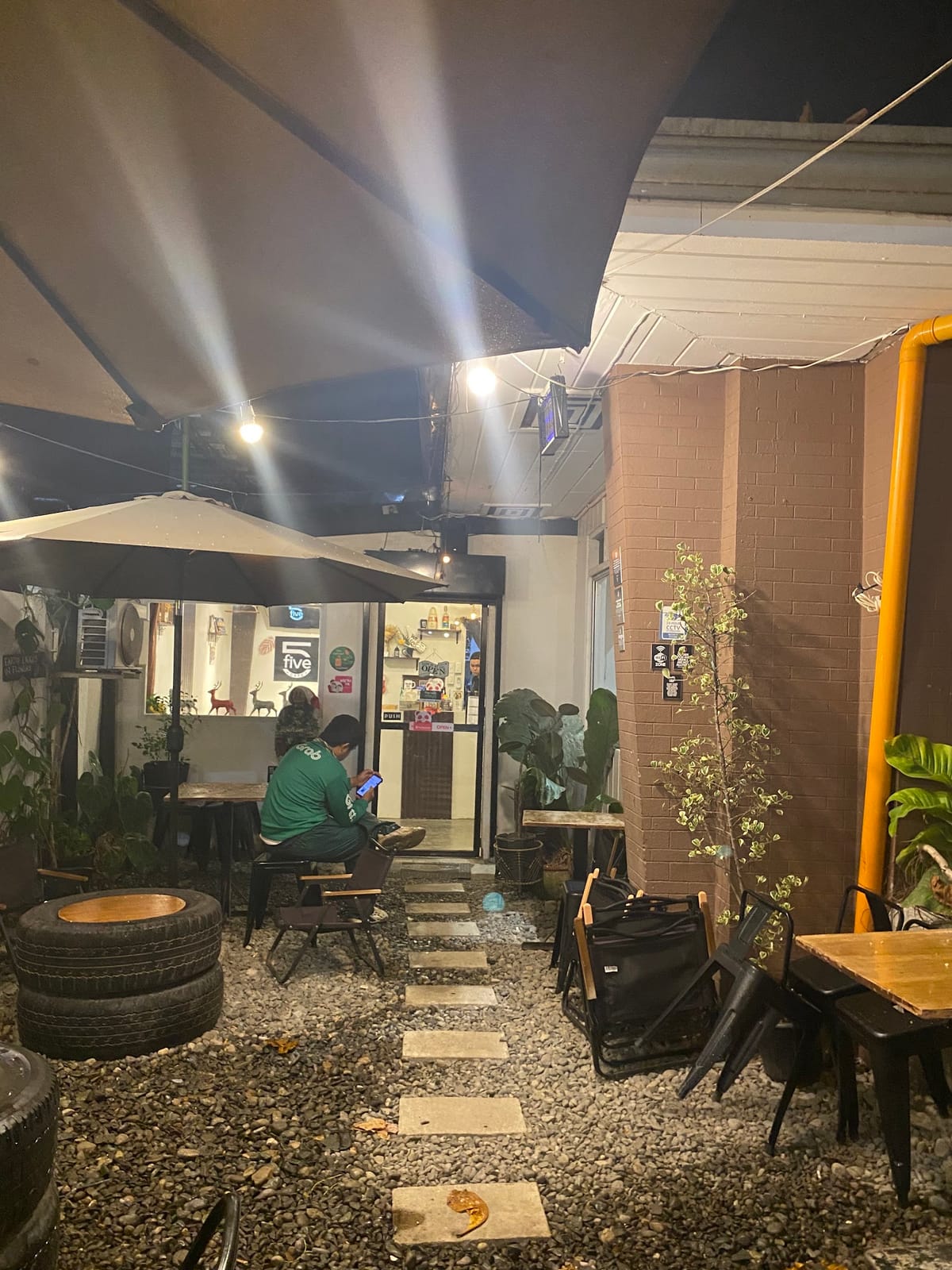 Five Cafe