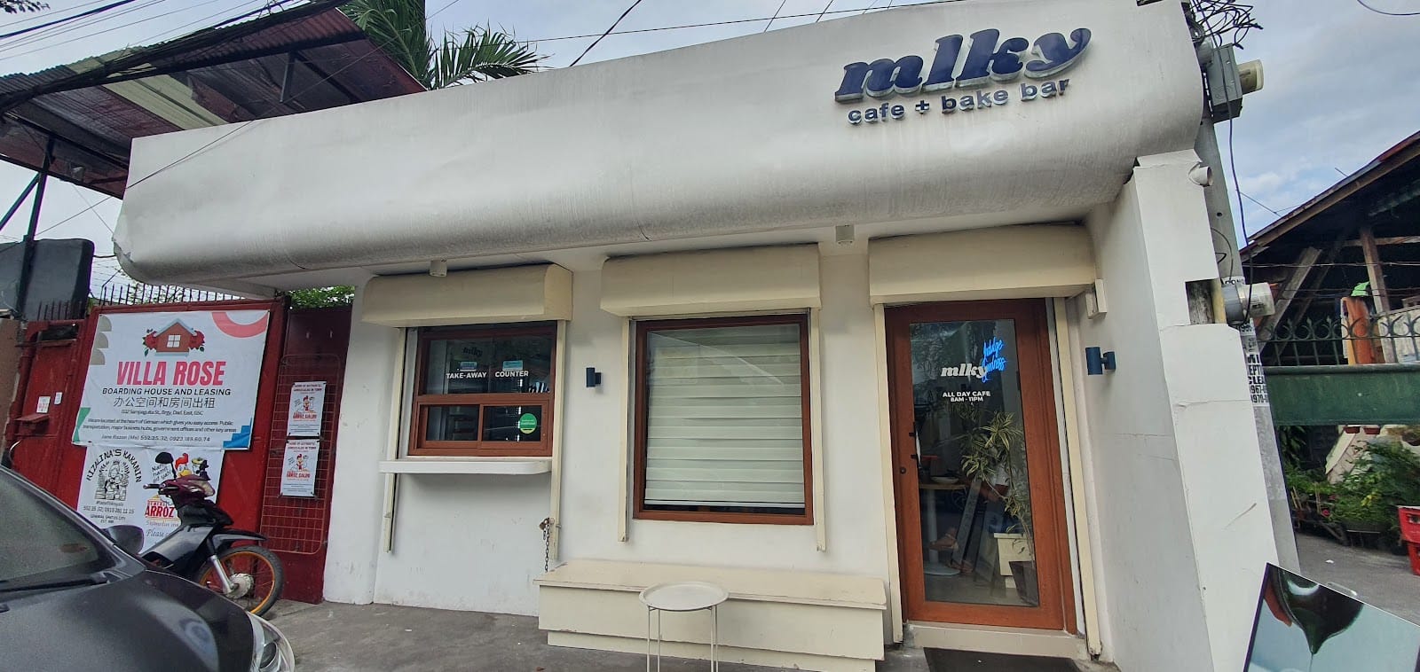 MLKY Cafe & Bake Bar