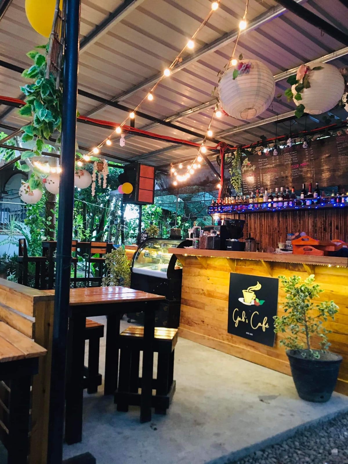 Gab's Café