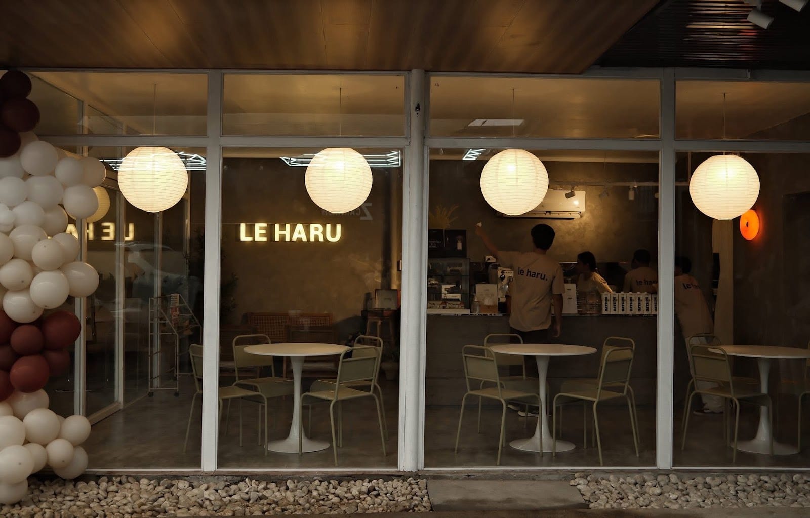 LE HARU CAFE