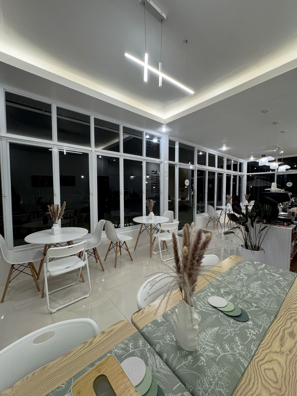 Nature Nook Cafe