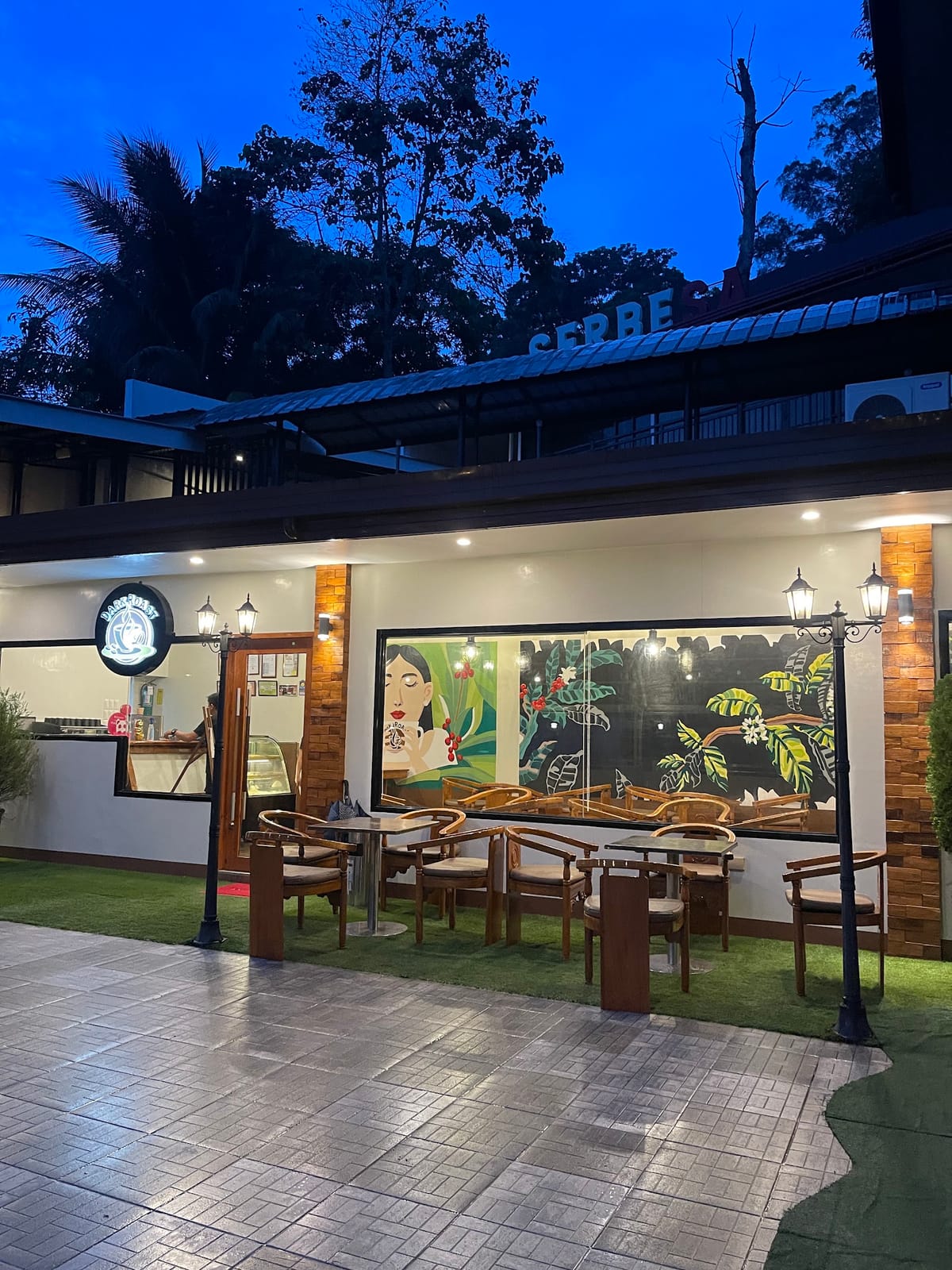 Dark Roast Coffee Shop
