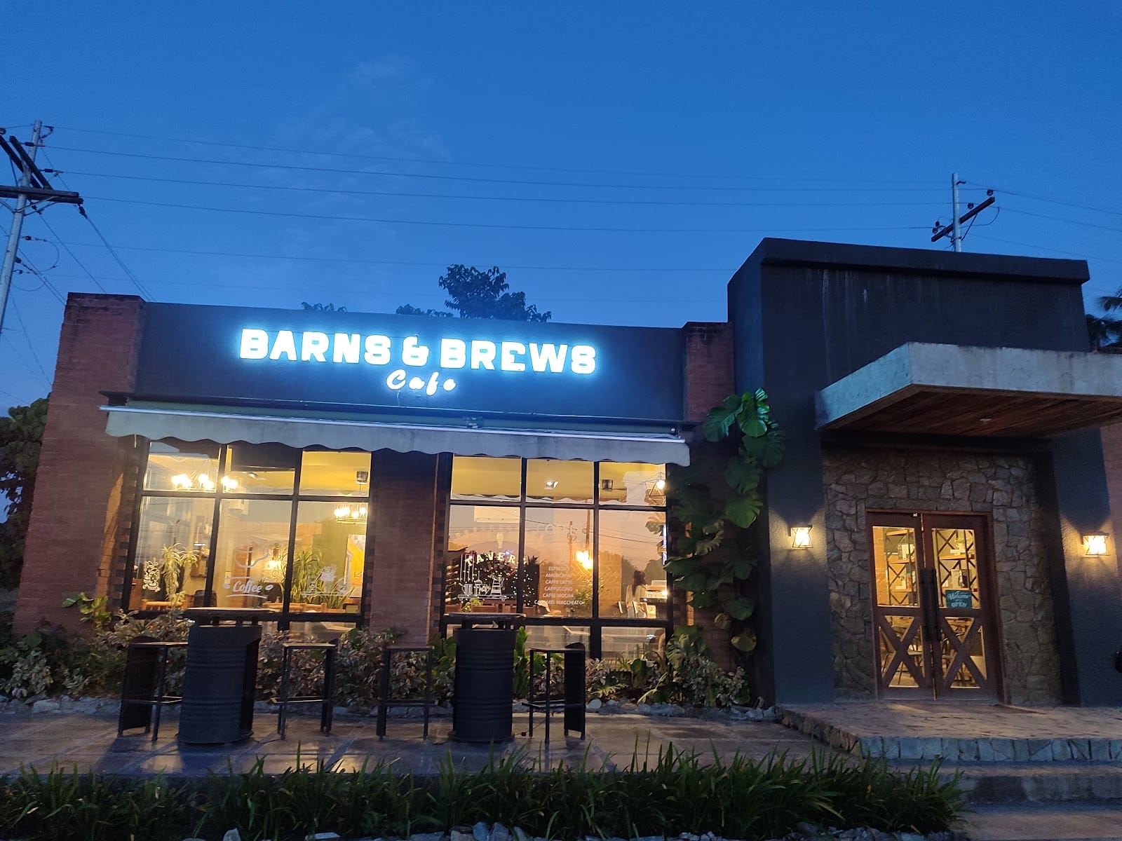 Barns & Brews Cafe