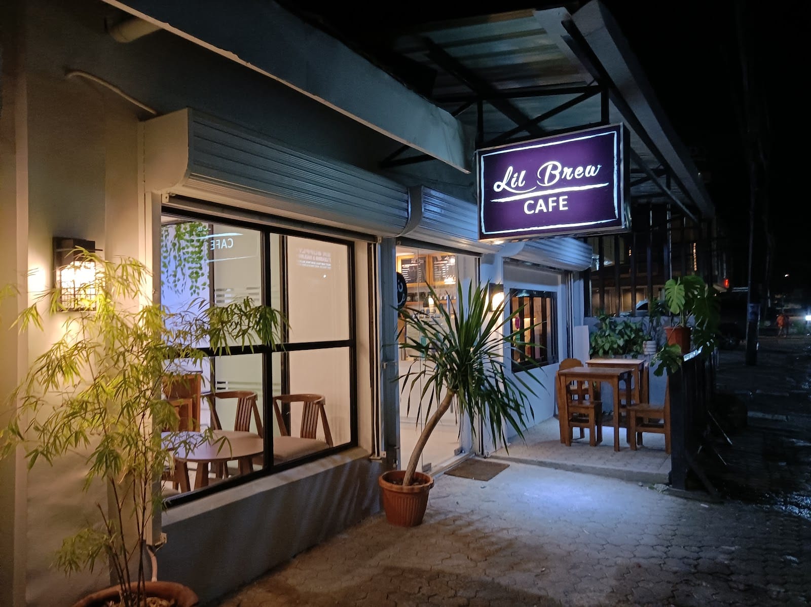 Lil Brew Cafe