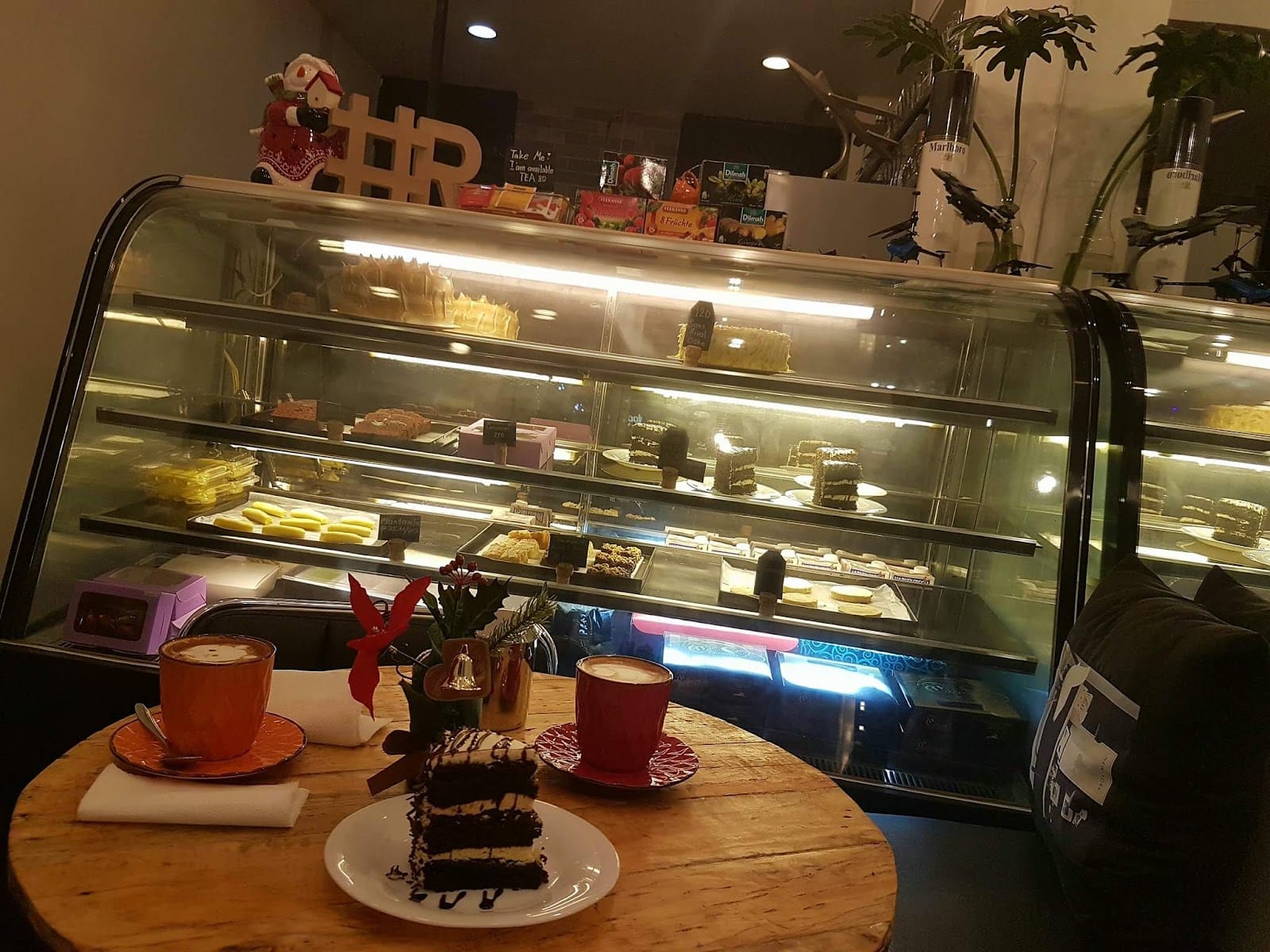 SR71 Café & Bar