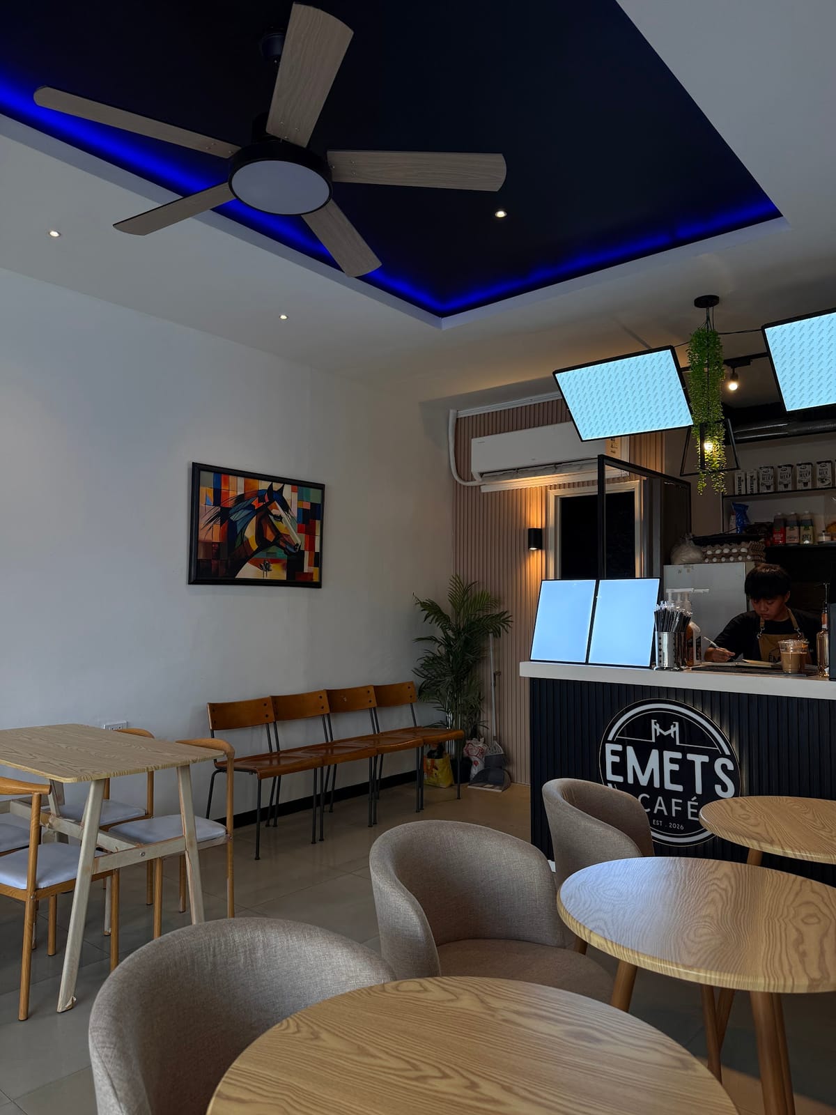 Emets Café