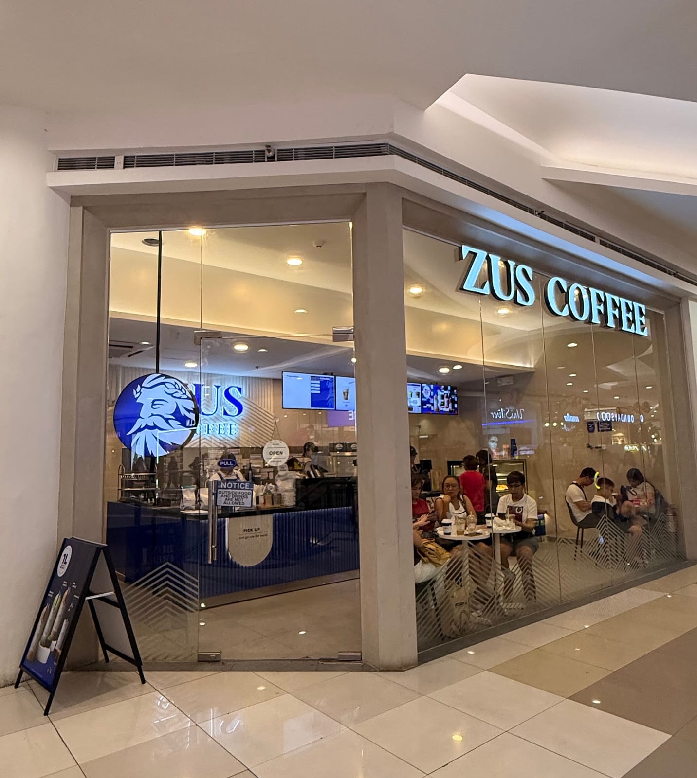 ZUS Coffee - SM City Valenzuela