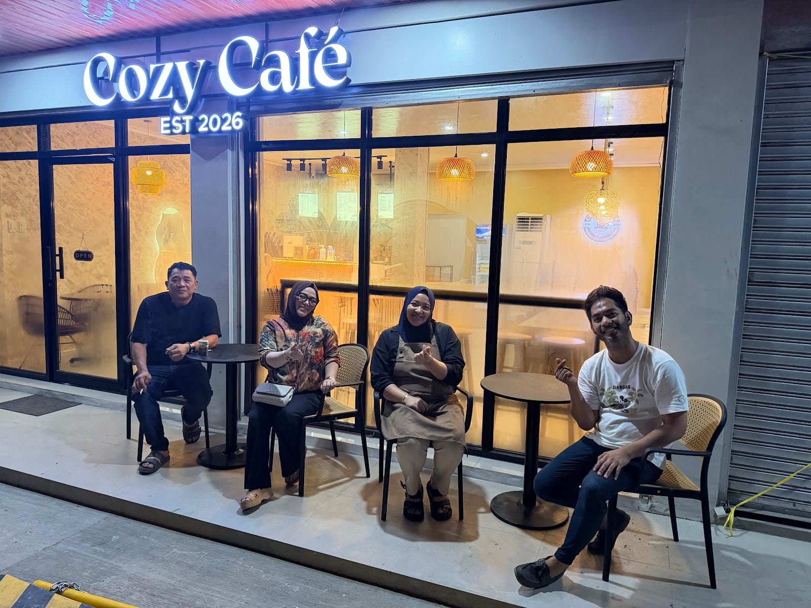 Cozy Cafe