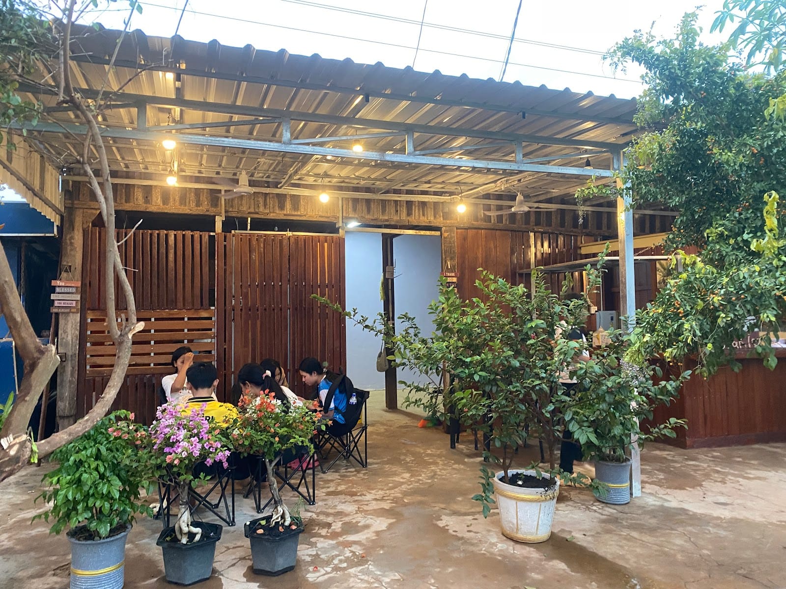 PuTaKi Cafe