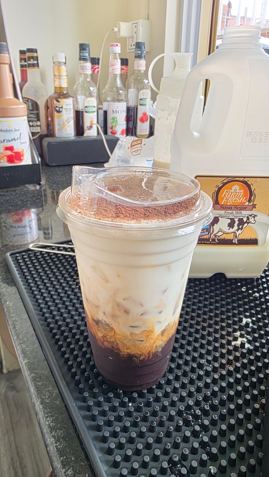 ឋានន្តរ៍កាហ្វេ-Thanant Cafe
