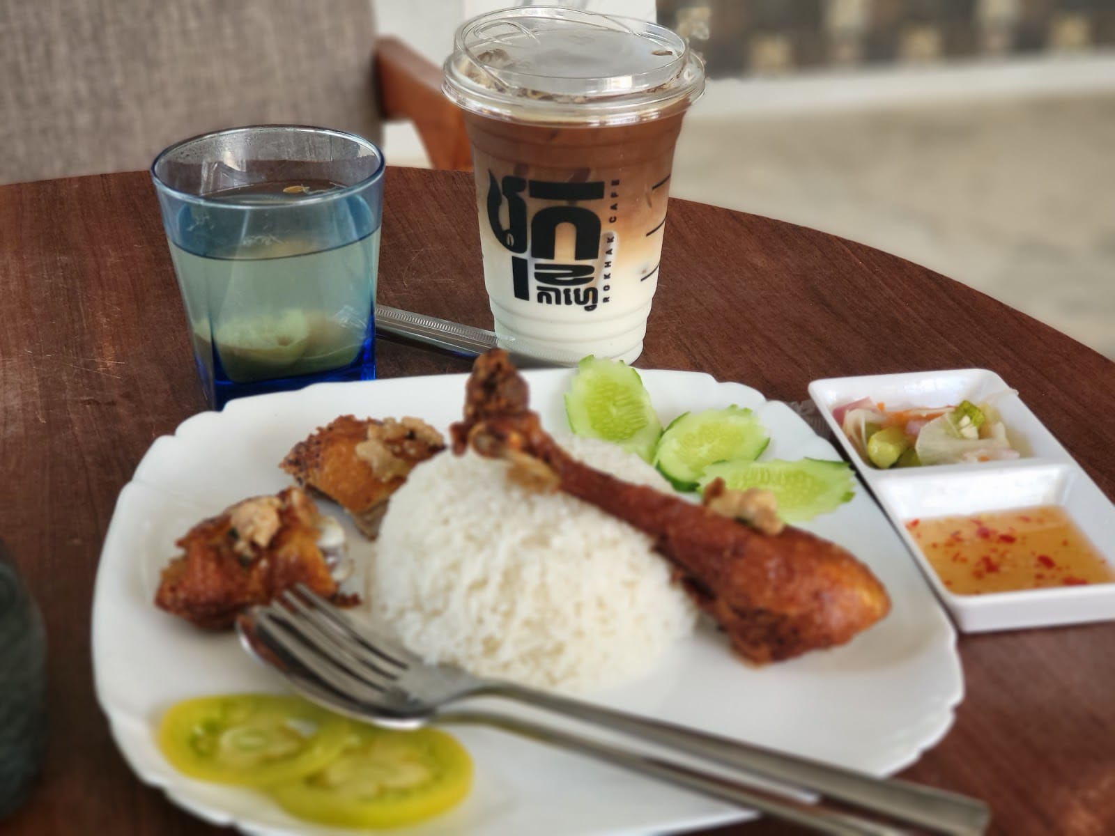 រុក្ខកាហ្វេ - Rokhak CAFE