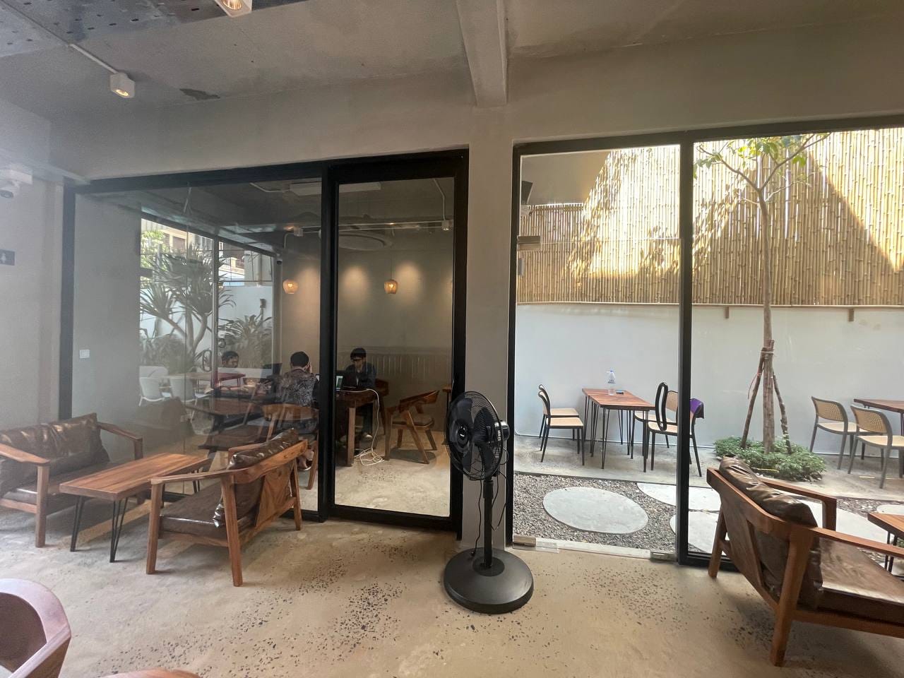 45 Café