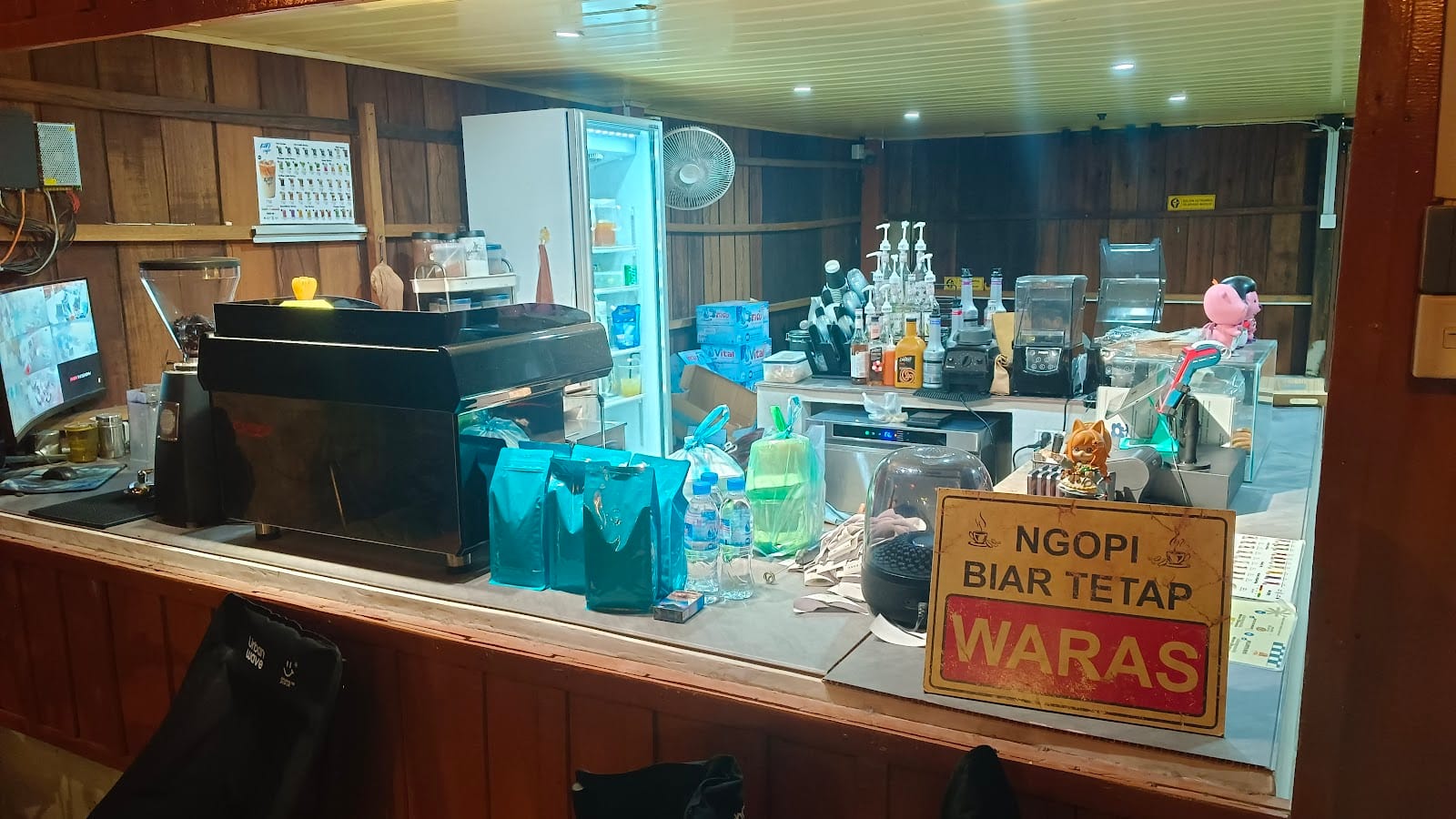 KIRI CAFE