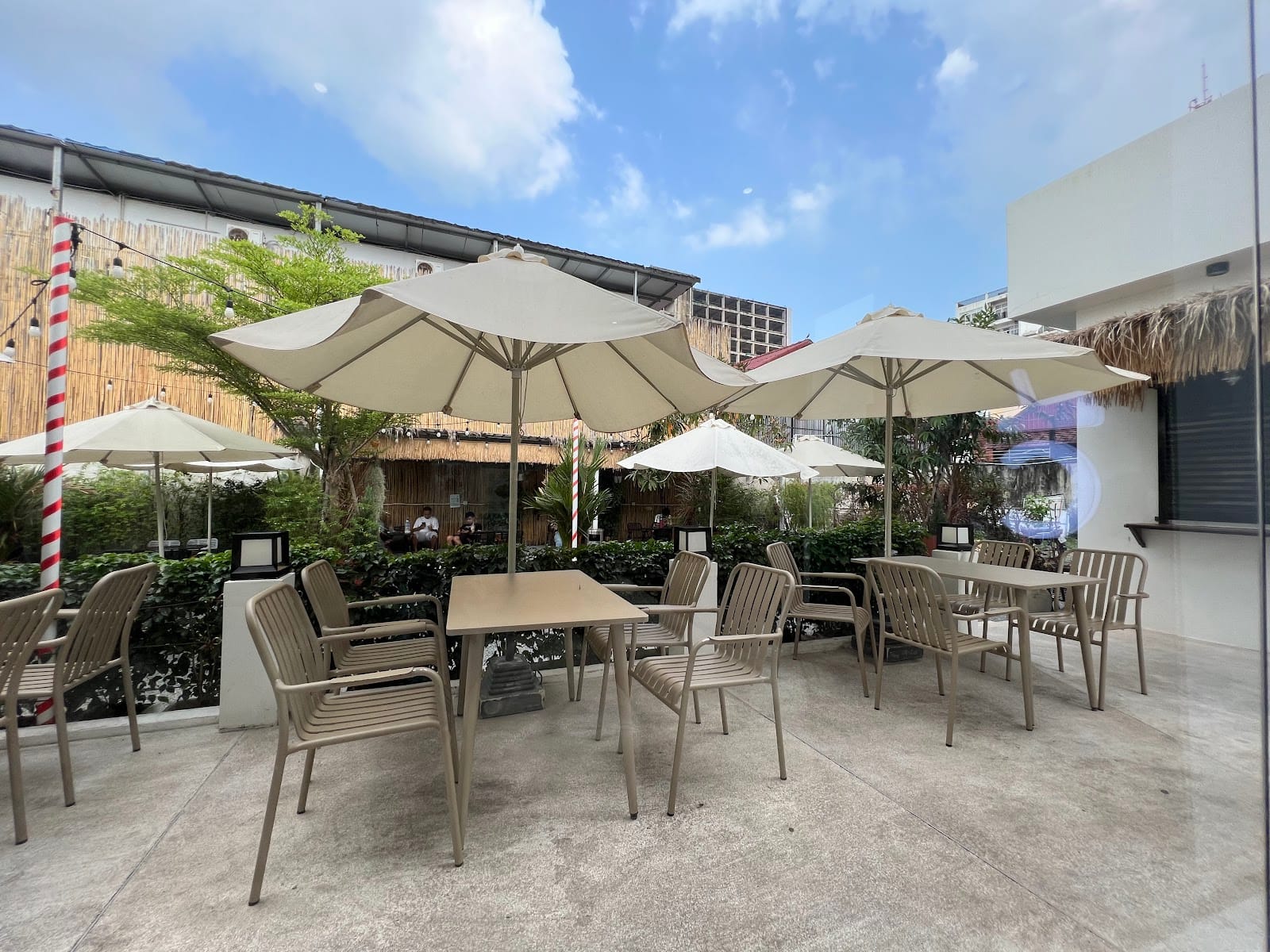 Coffee corner កាហ្វេខនណើរ