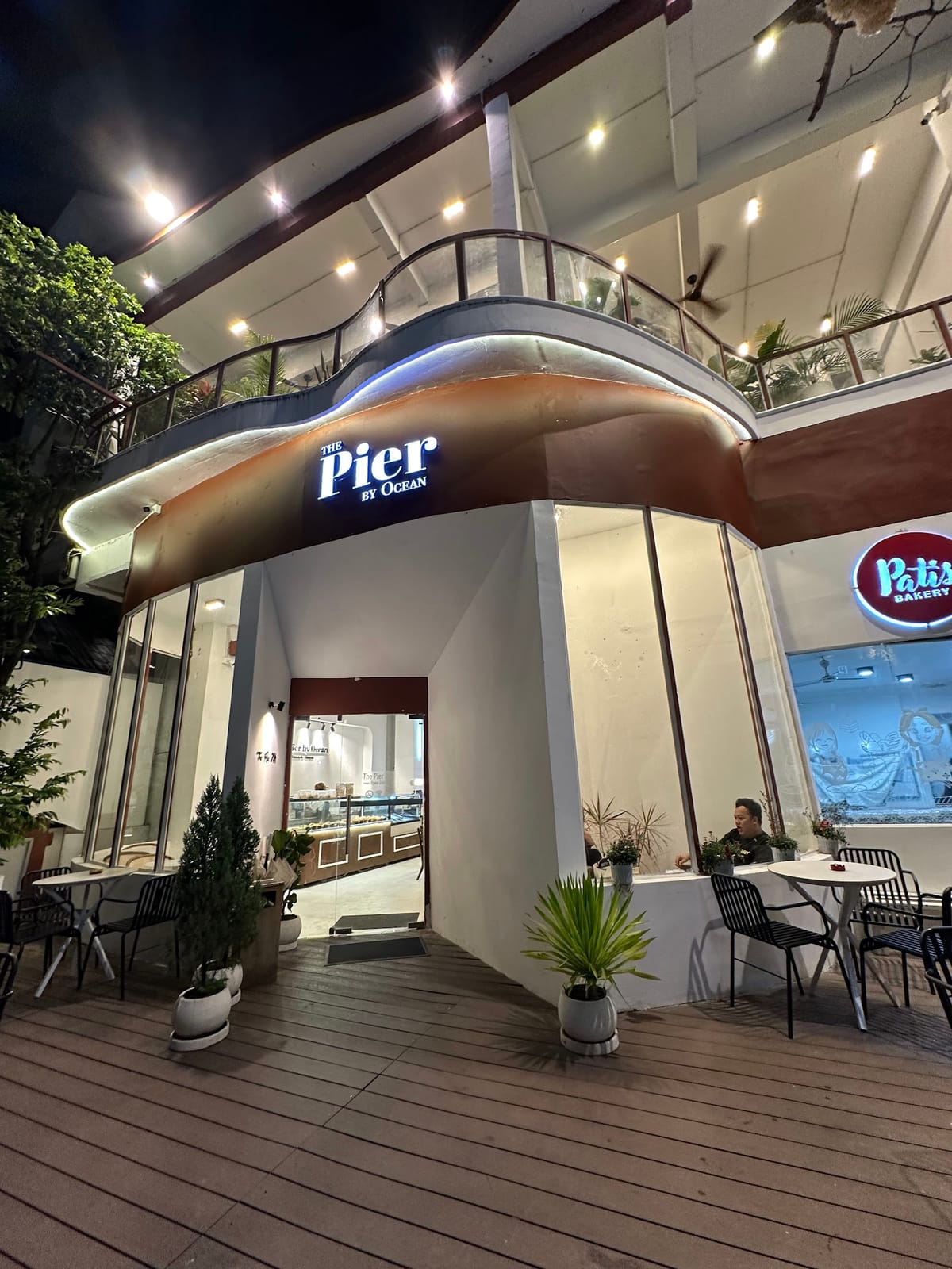 The Pier 206