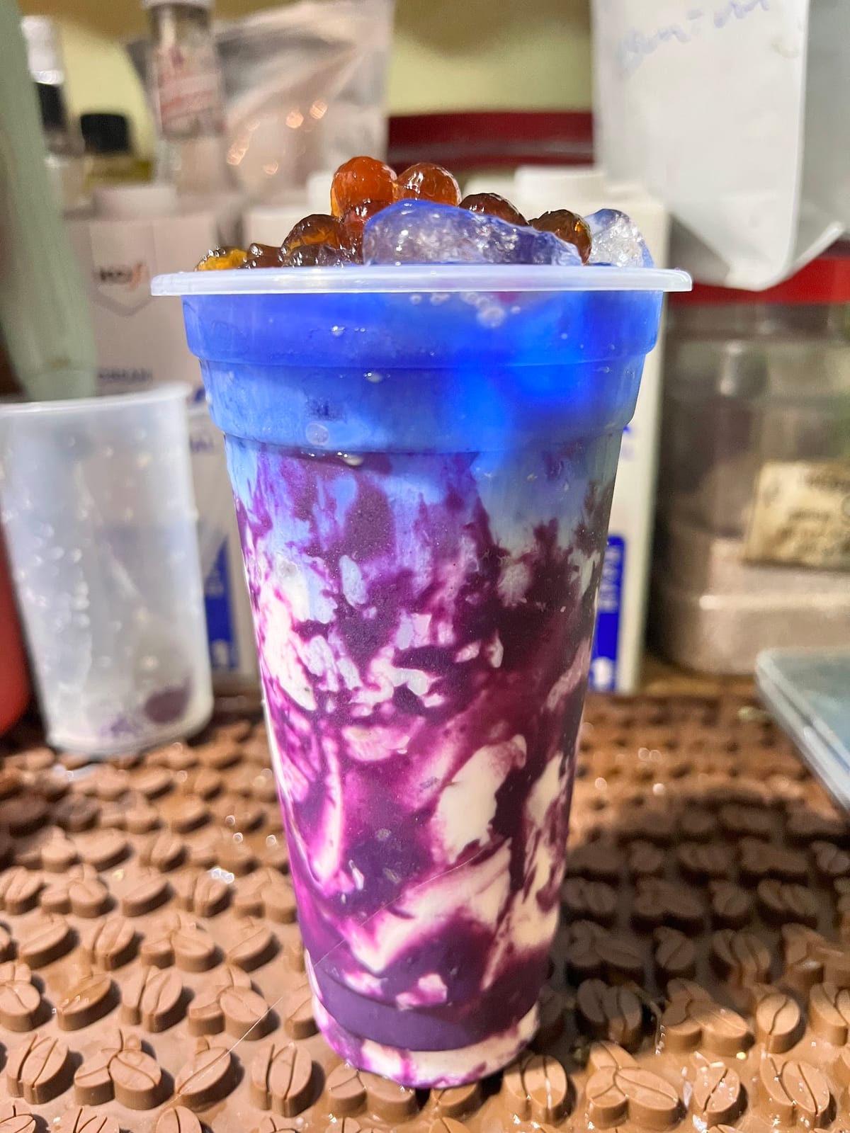 ប៊ែនស៍ ប៊ែនស៍ កាហ្វេ -Benz Benz Cafe
