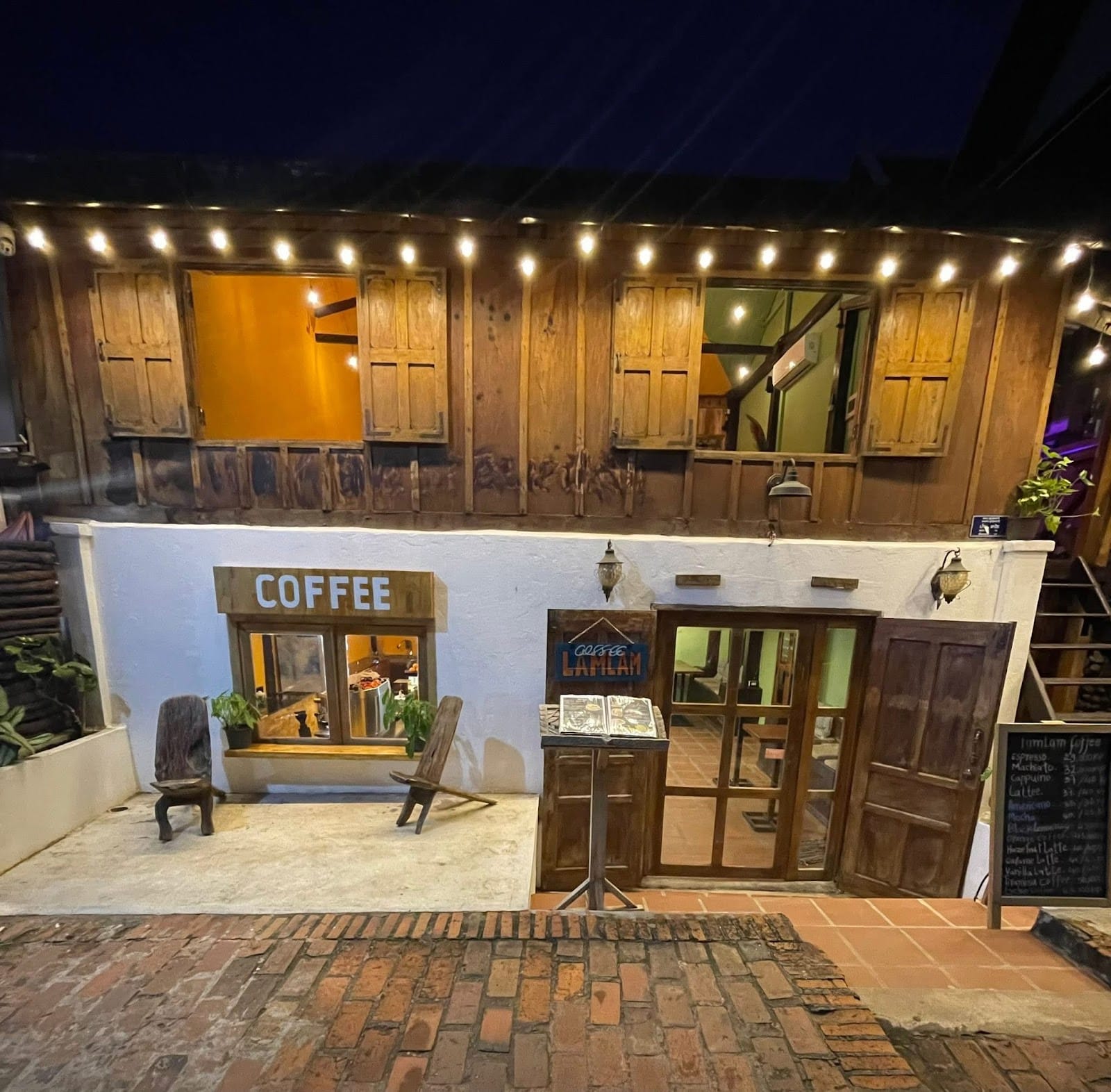 LAM LAM Coffee 琅勃拉邦的咖啡店