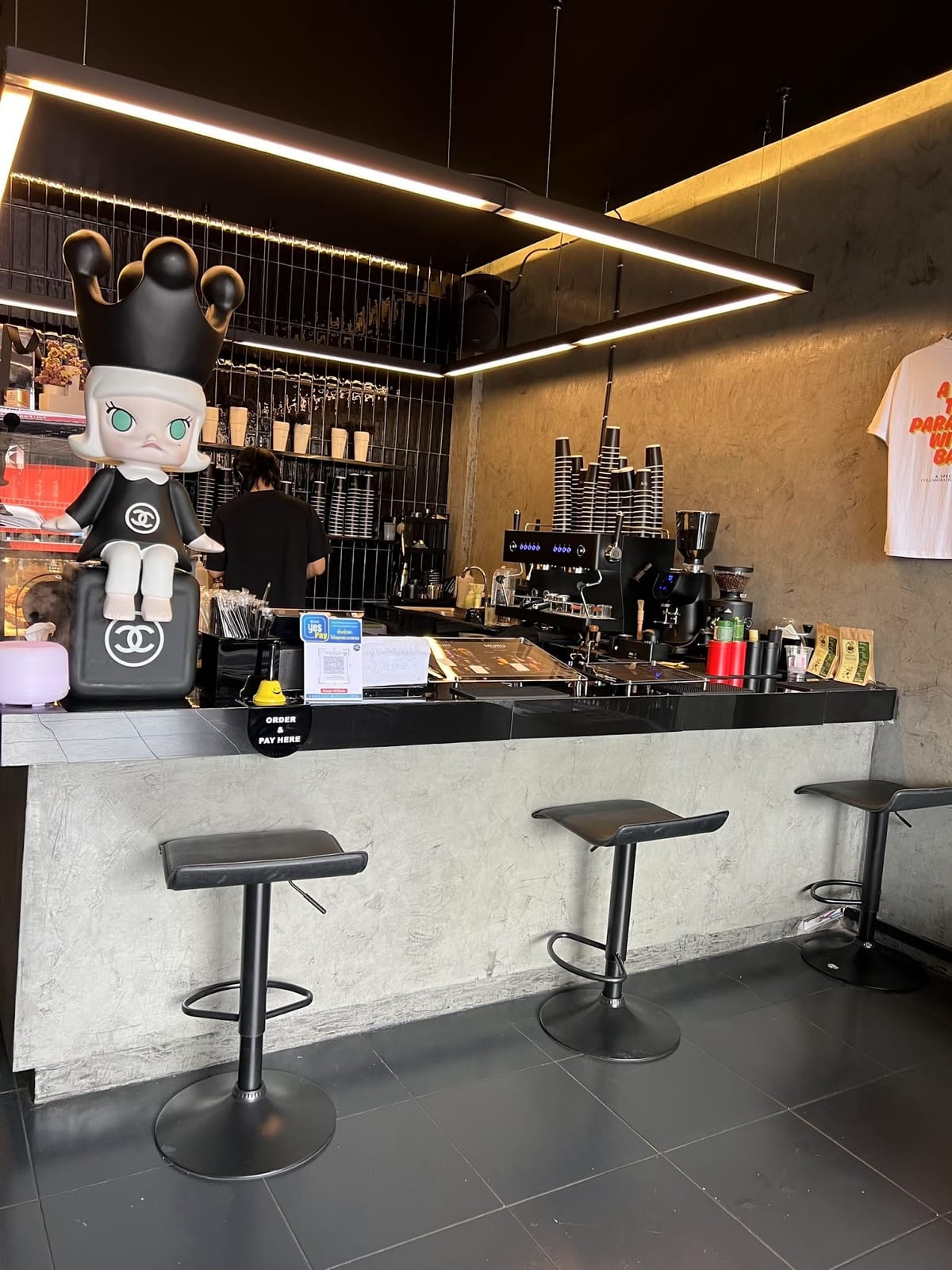 Bay café