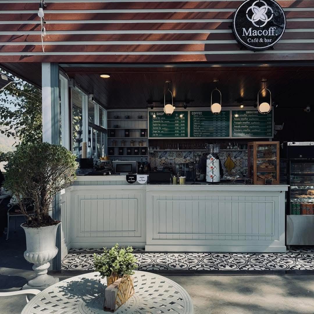 Macoff Cafe and bar