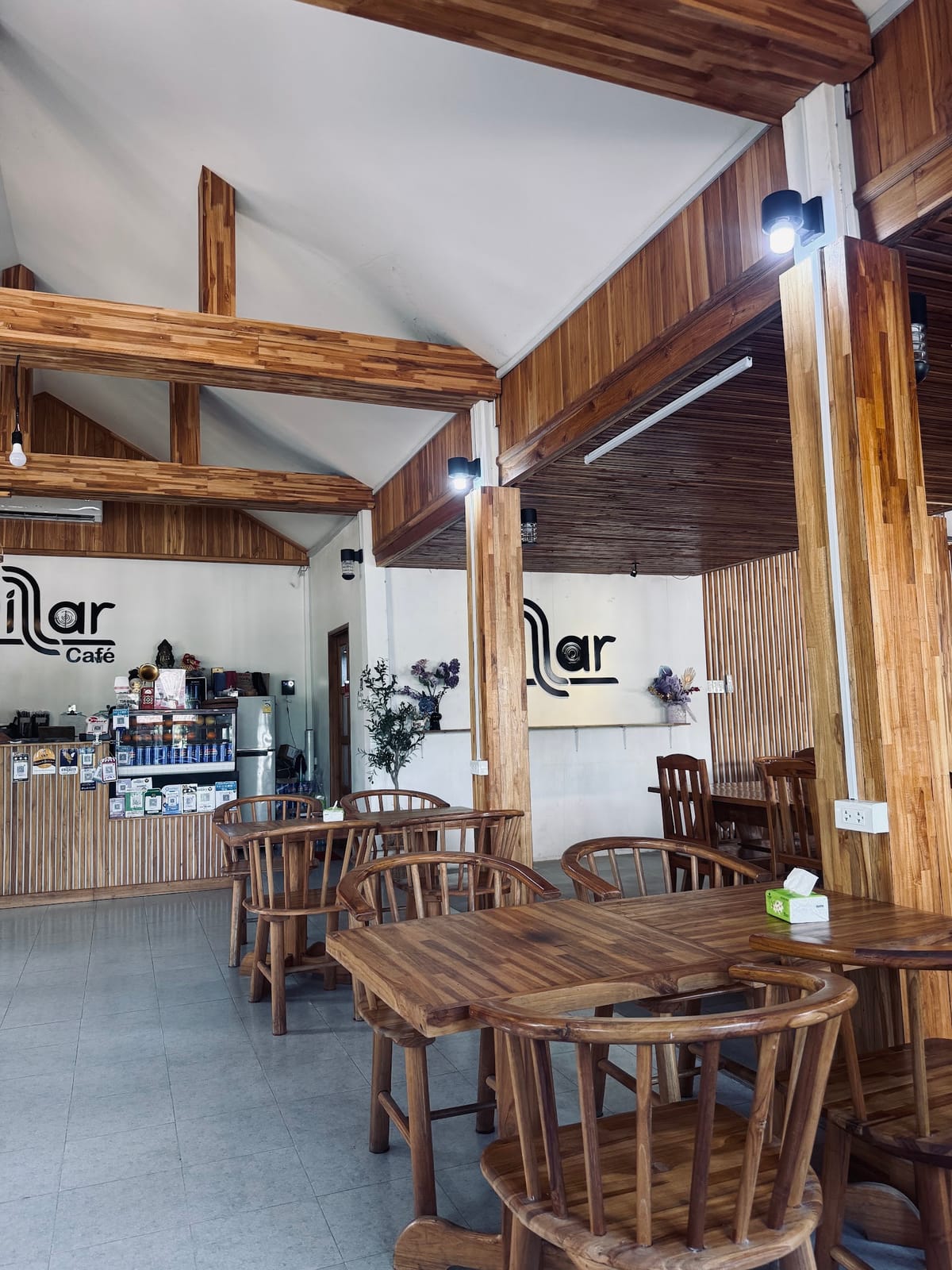Pillar Cafe & Chill bar