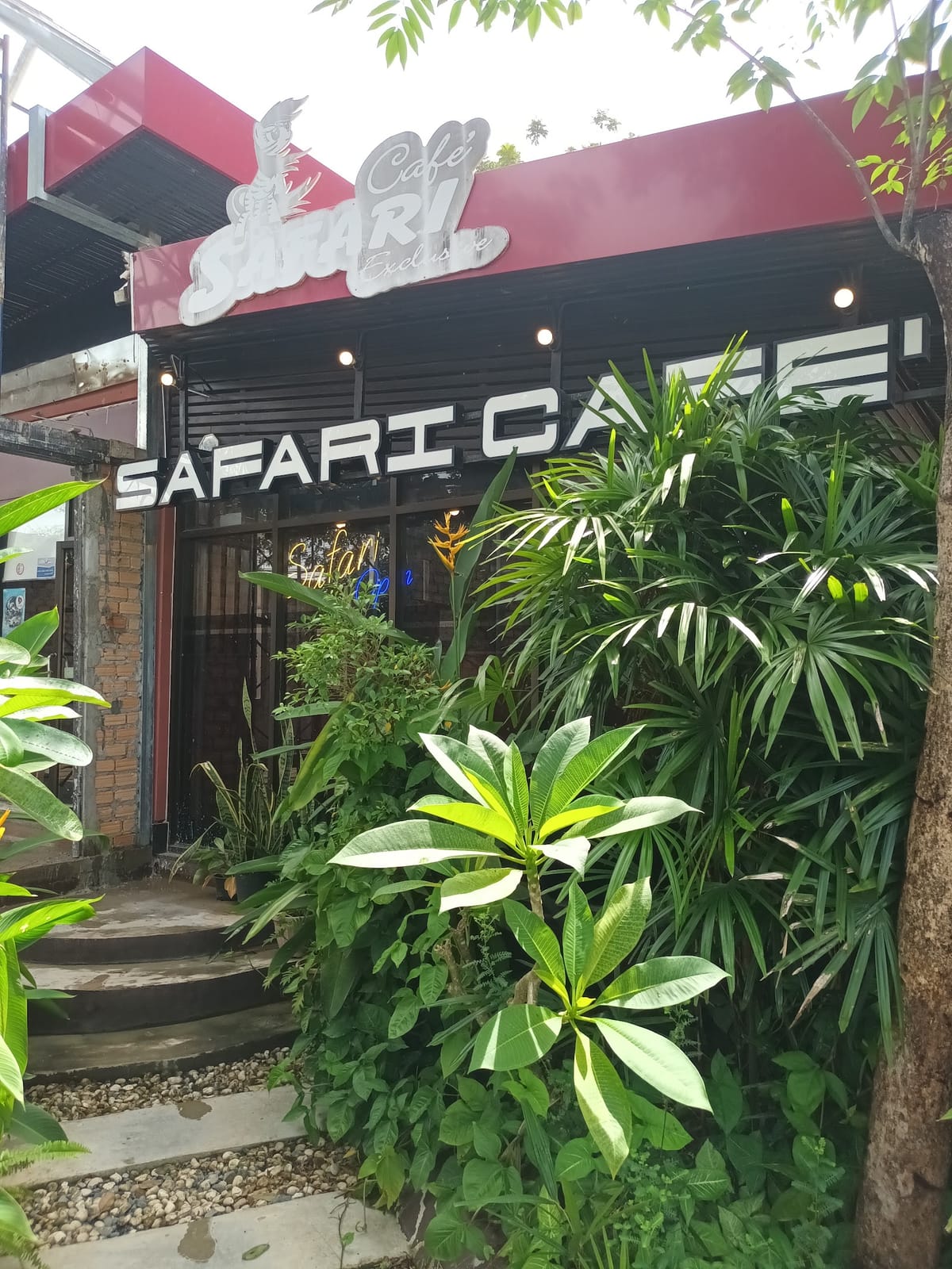 Safari Cafe