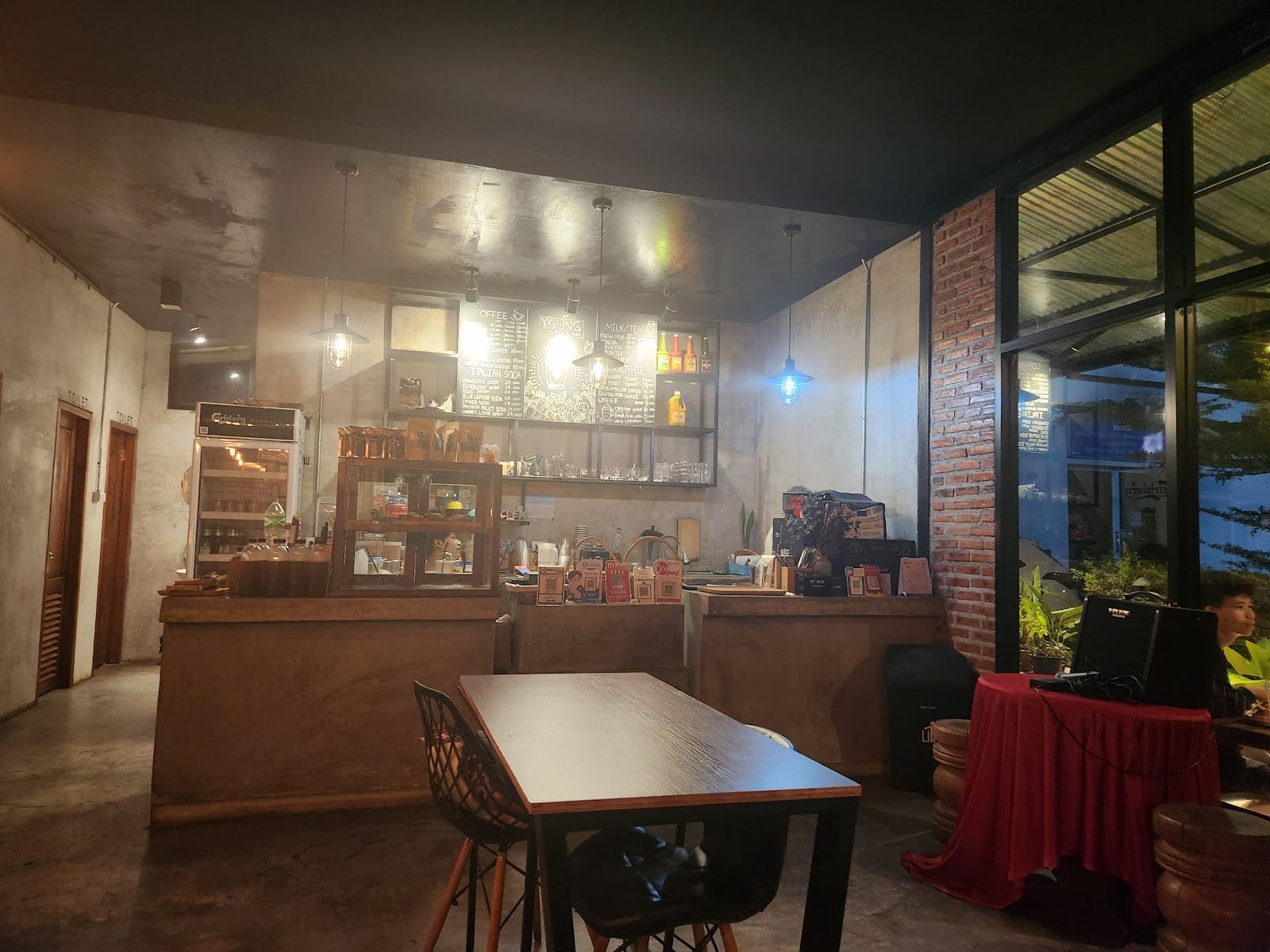 Youngs Coffee Shop