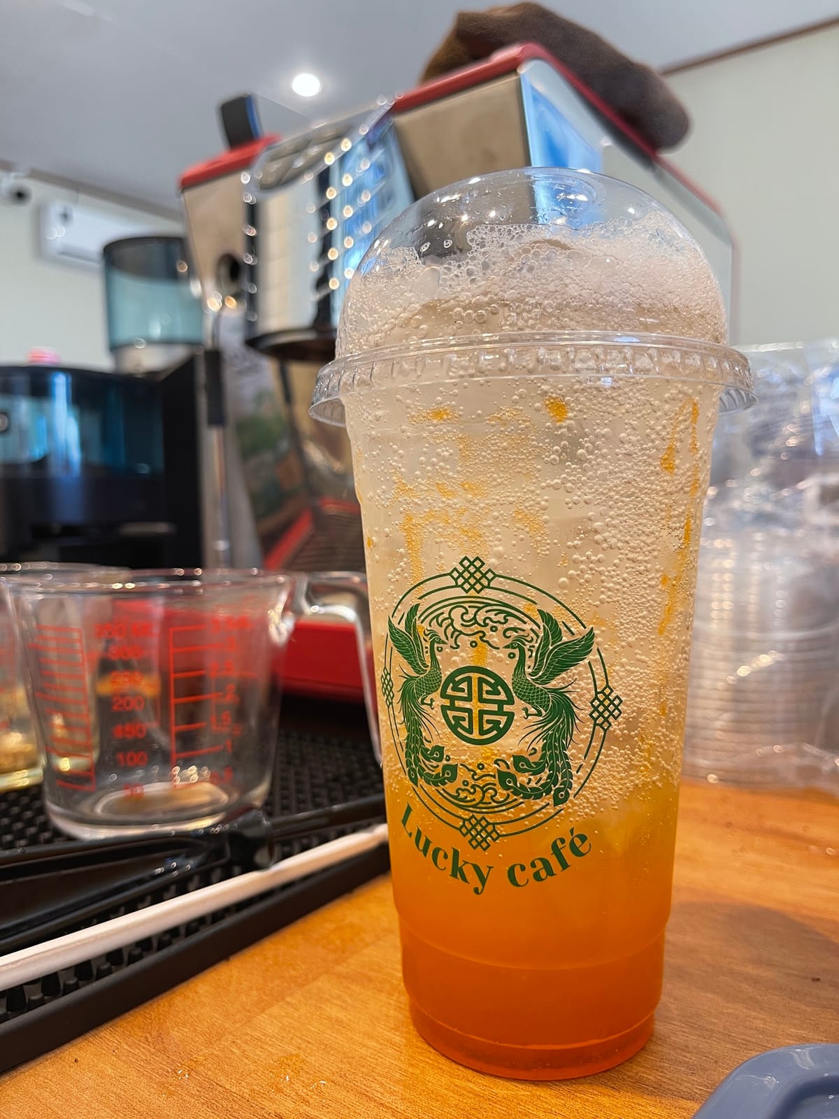 ລັກກີ້ຄາເຟ່ Lucky café