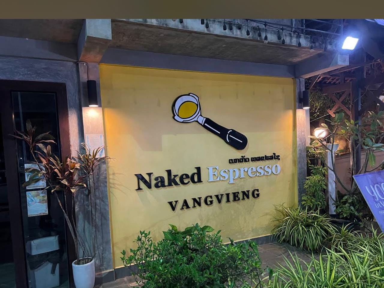 Naked Espresso Vang Vieng