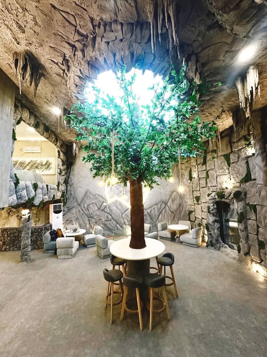 The Hidden Cave- Cafe& Whispers