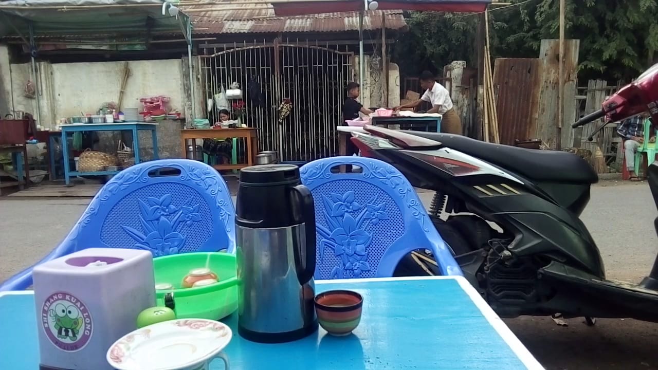San Htike Thu Cafe