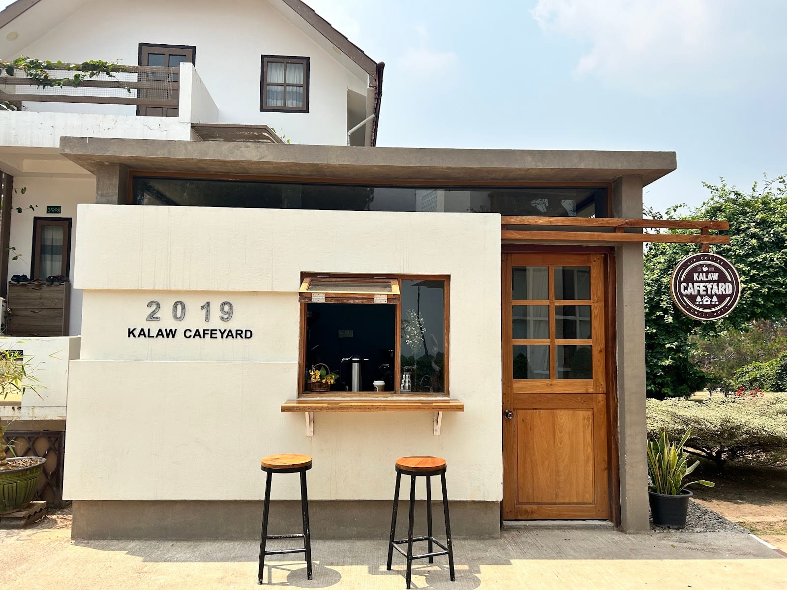 Kalaw Cafeyard