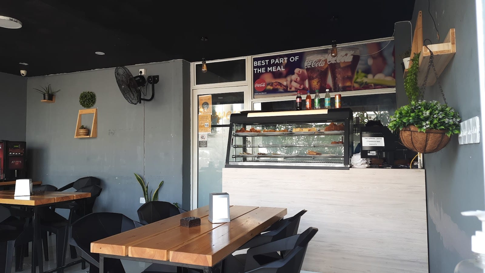 The Sippers Café