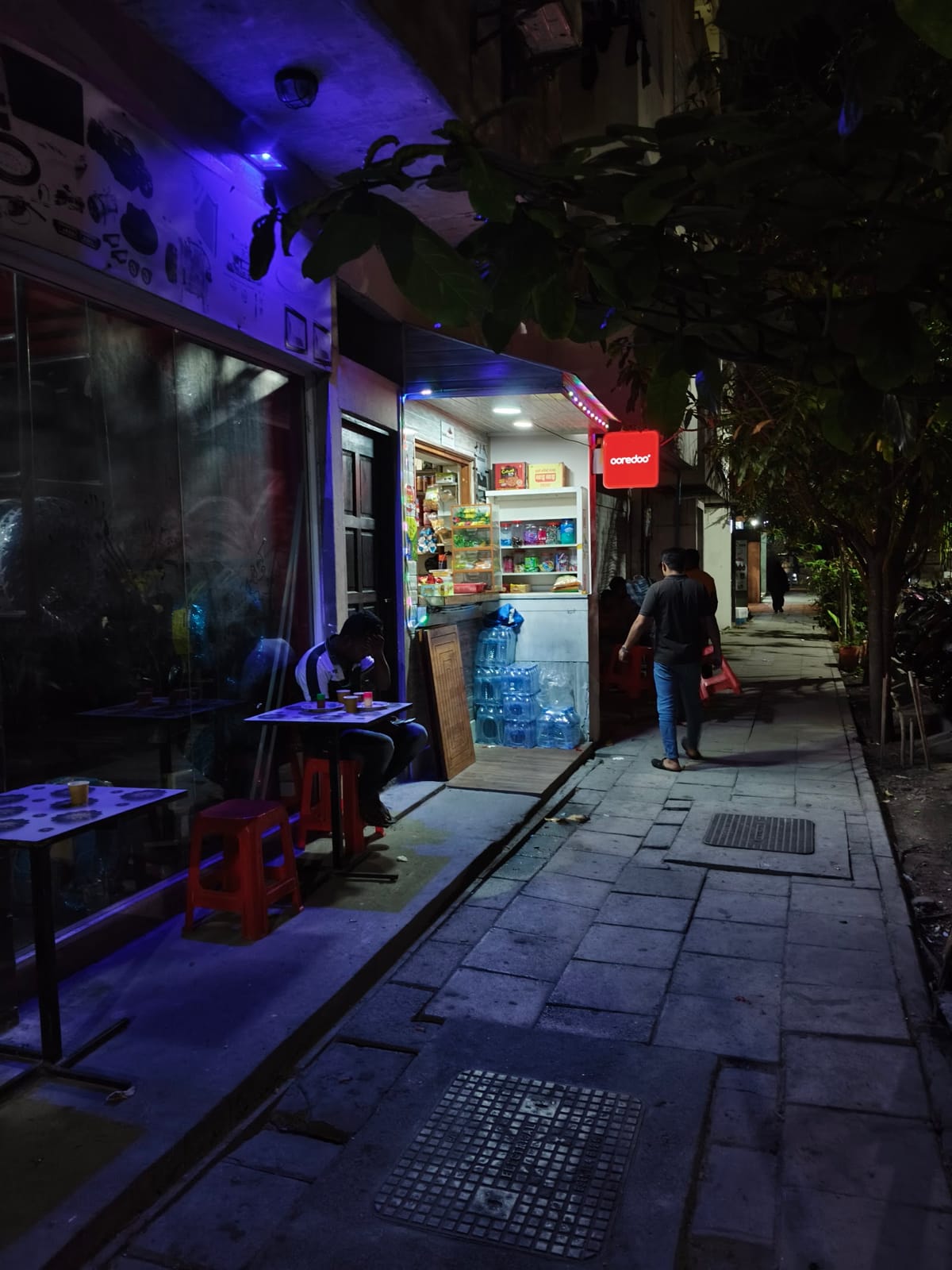 Golden king coffee shop