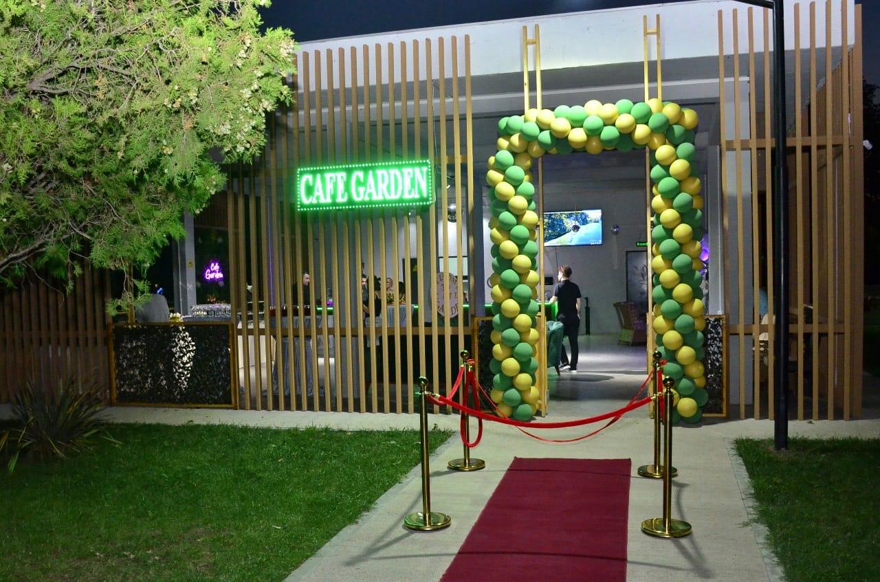 cafe garden
