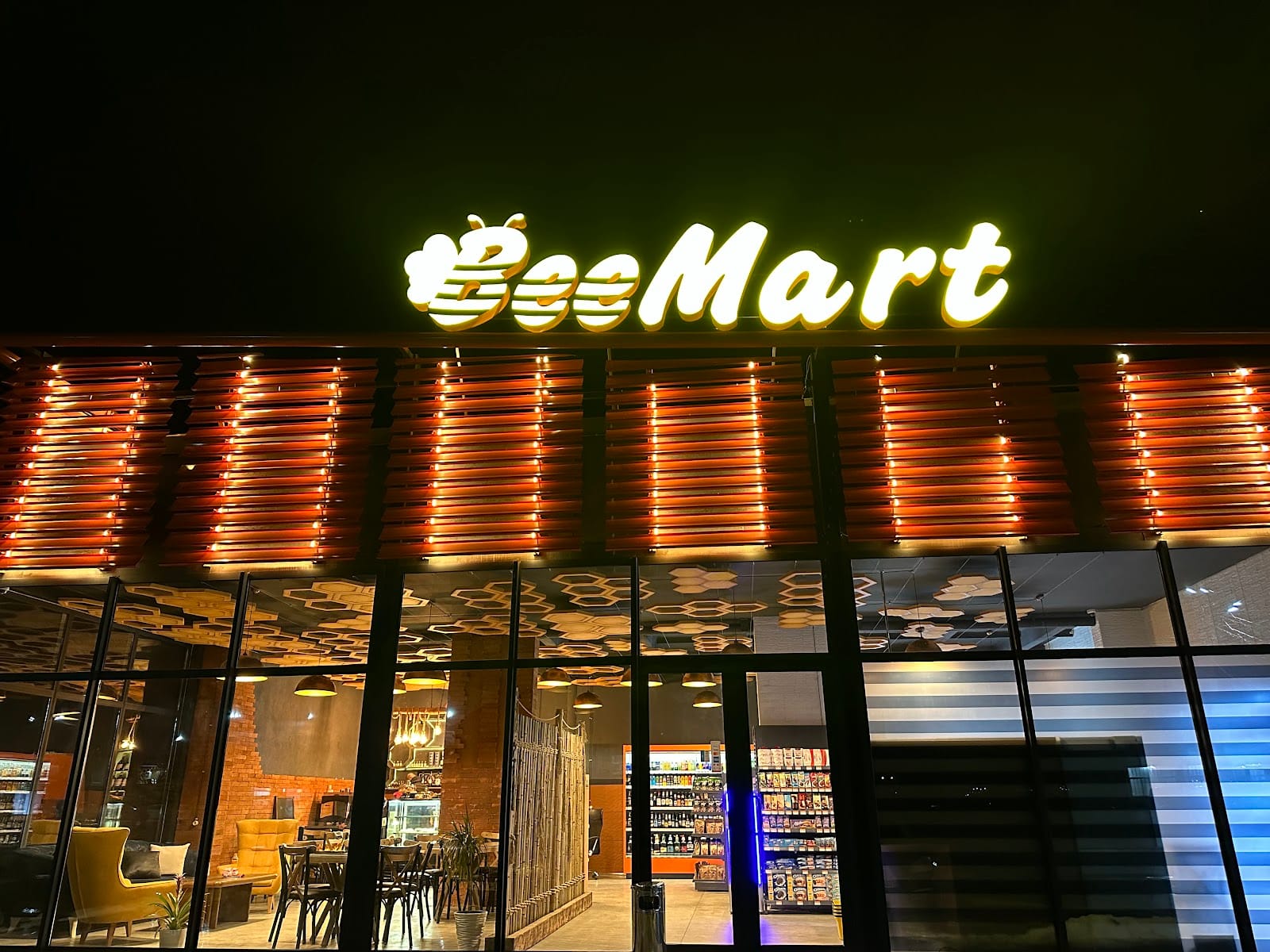 BeeMart