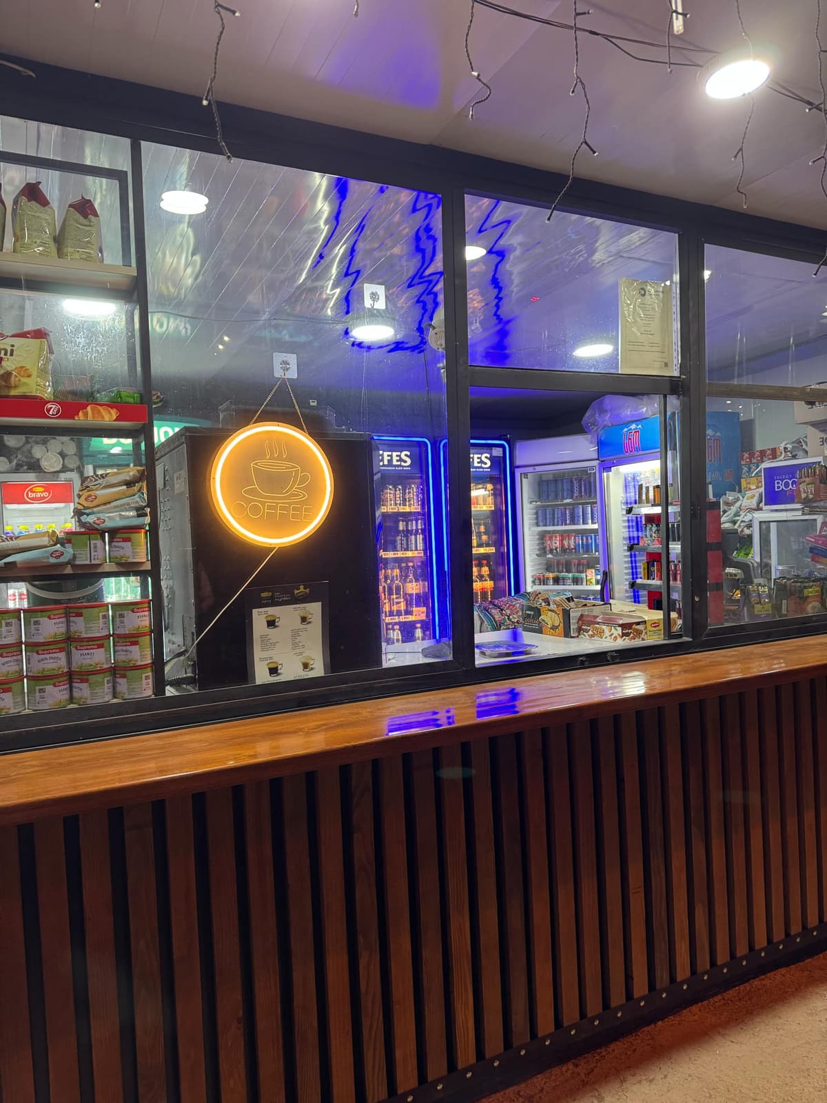 Coffee shop