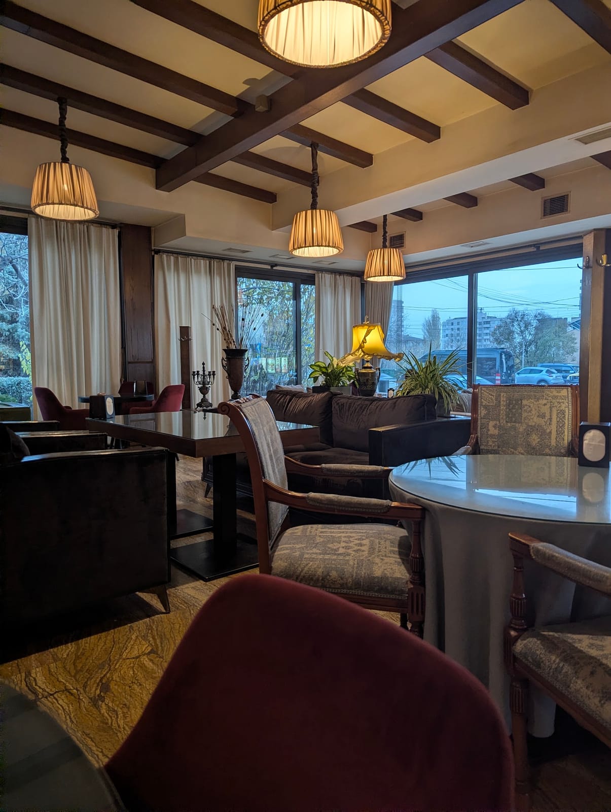 Cafe Aznavour