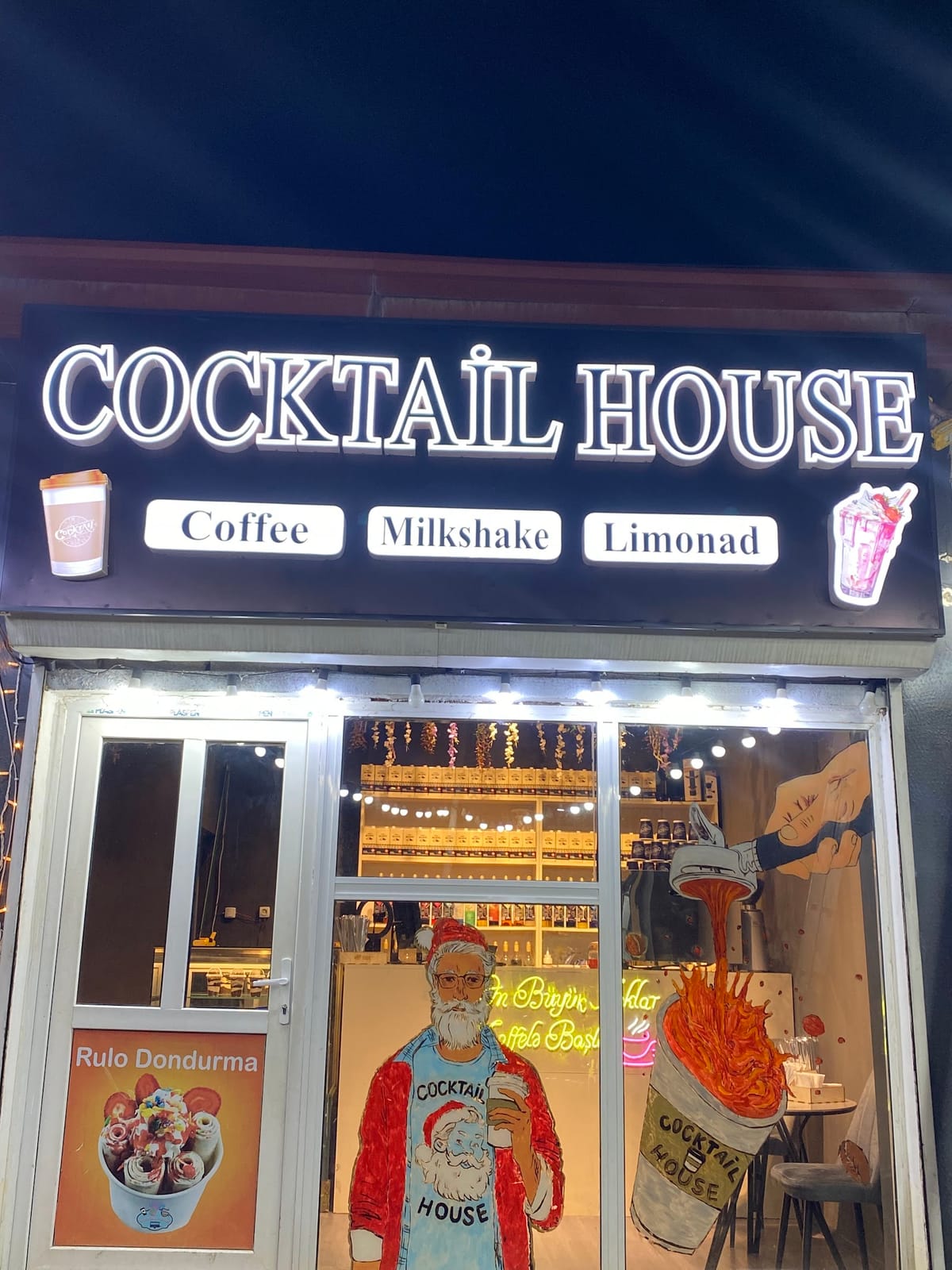 Cocktail House