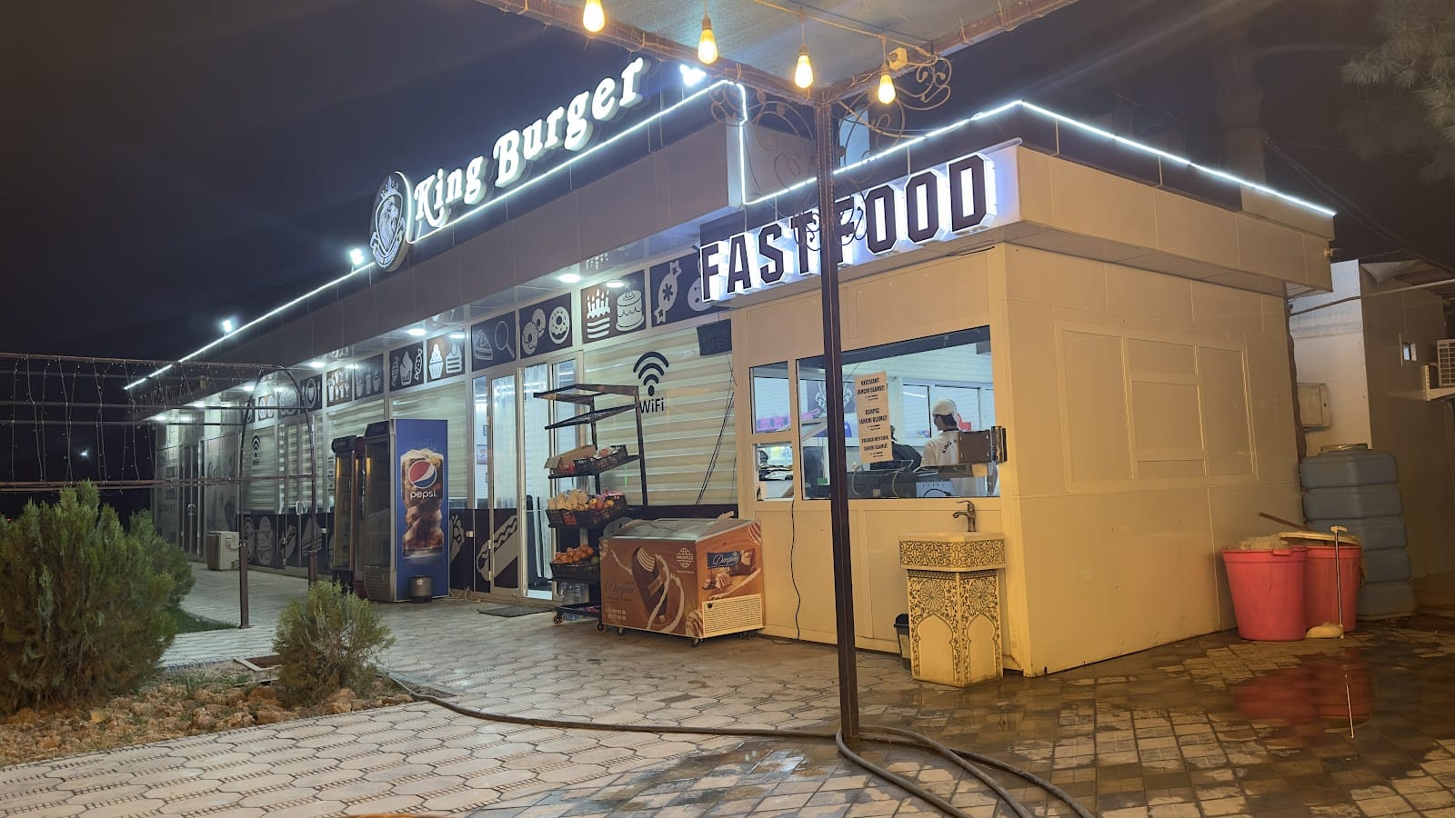 BOOK CAFE