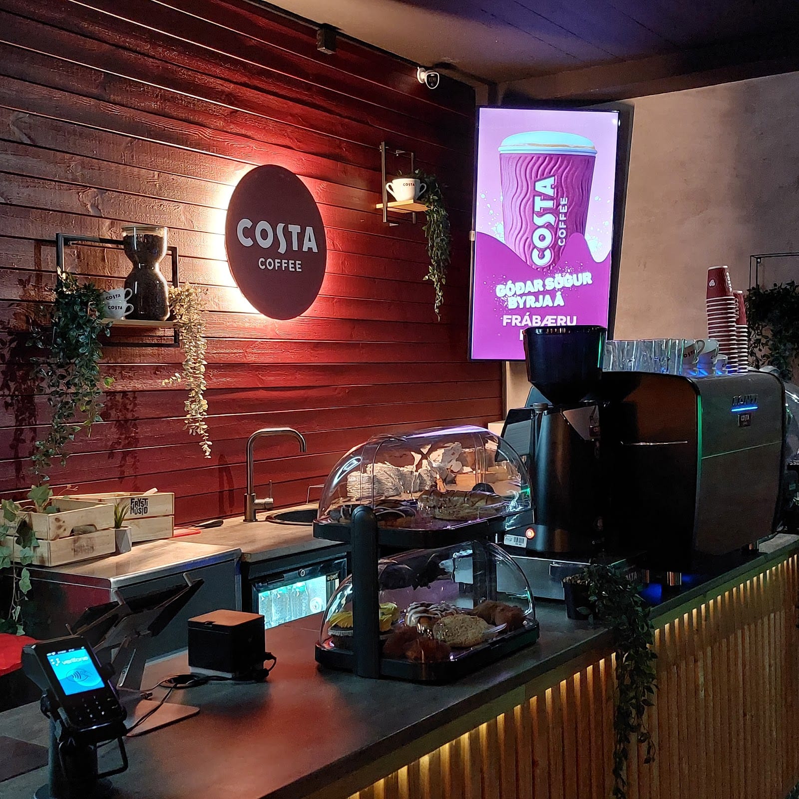 Costa Coffee