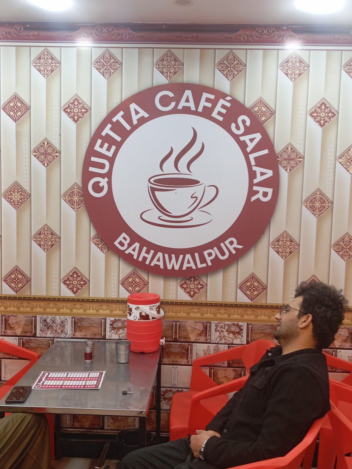 Queeta Cafe salar