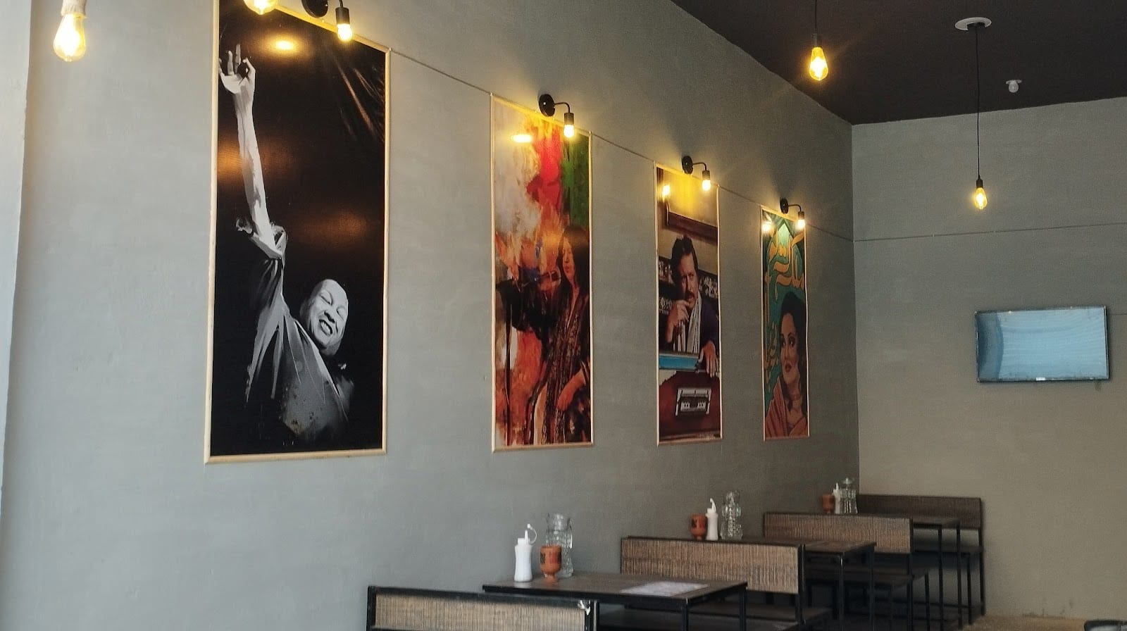 Sangat cafe