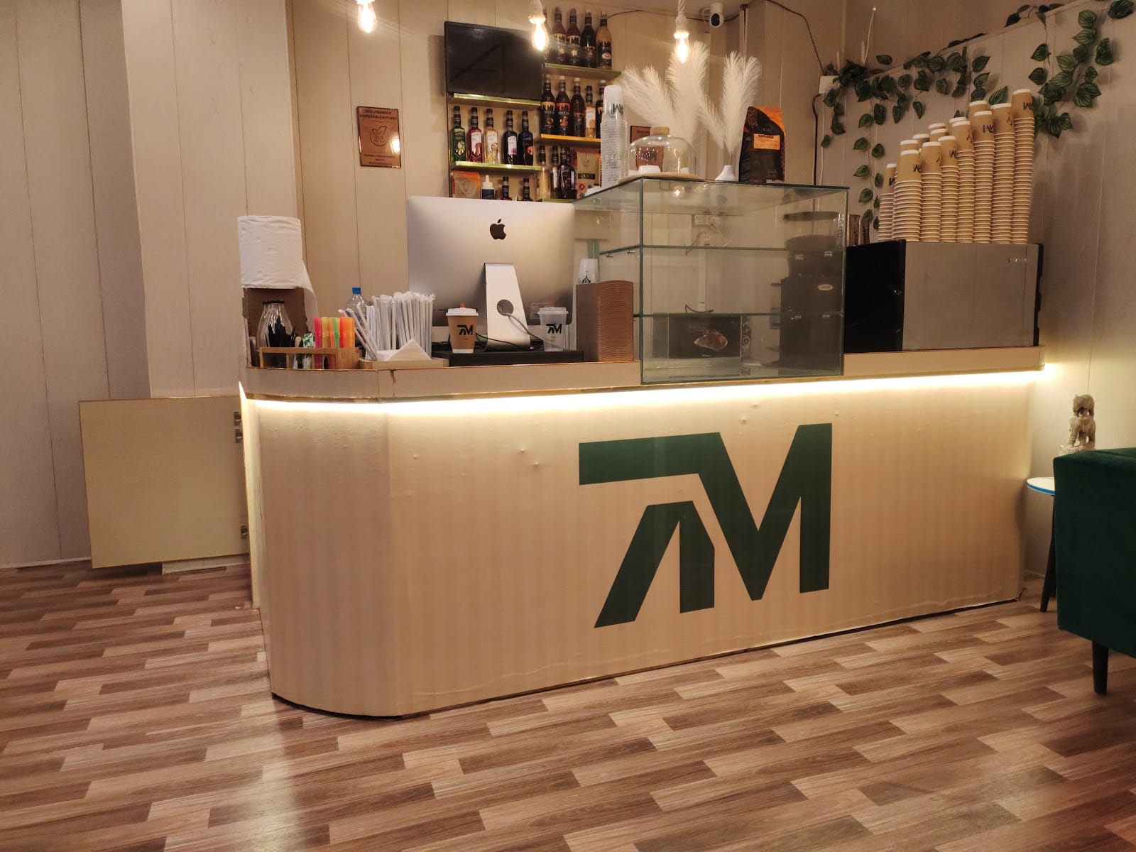 7M Cafe