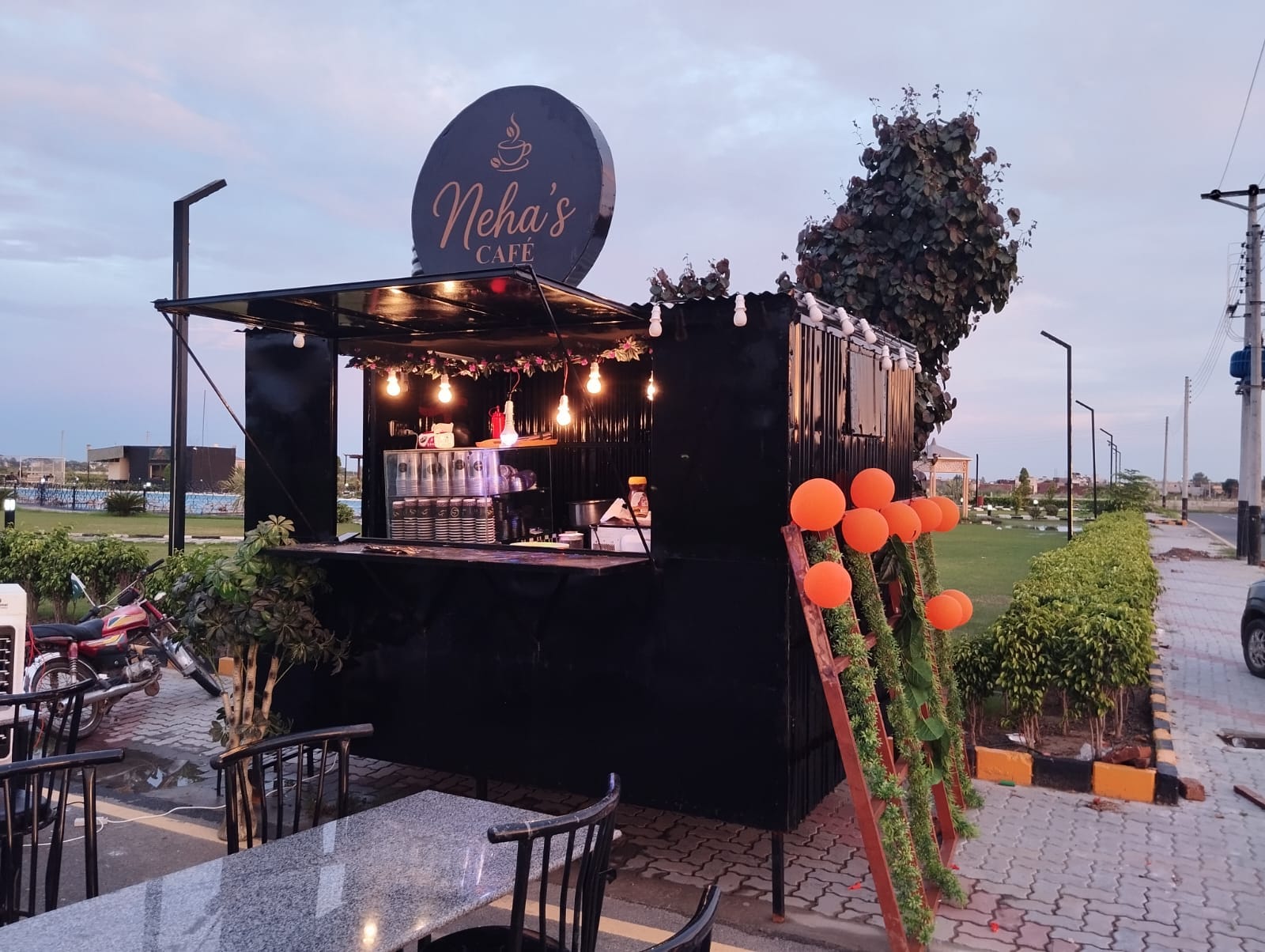 Neha’s Cafe