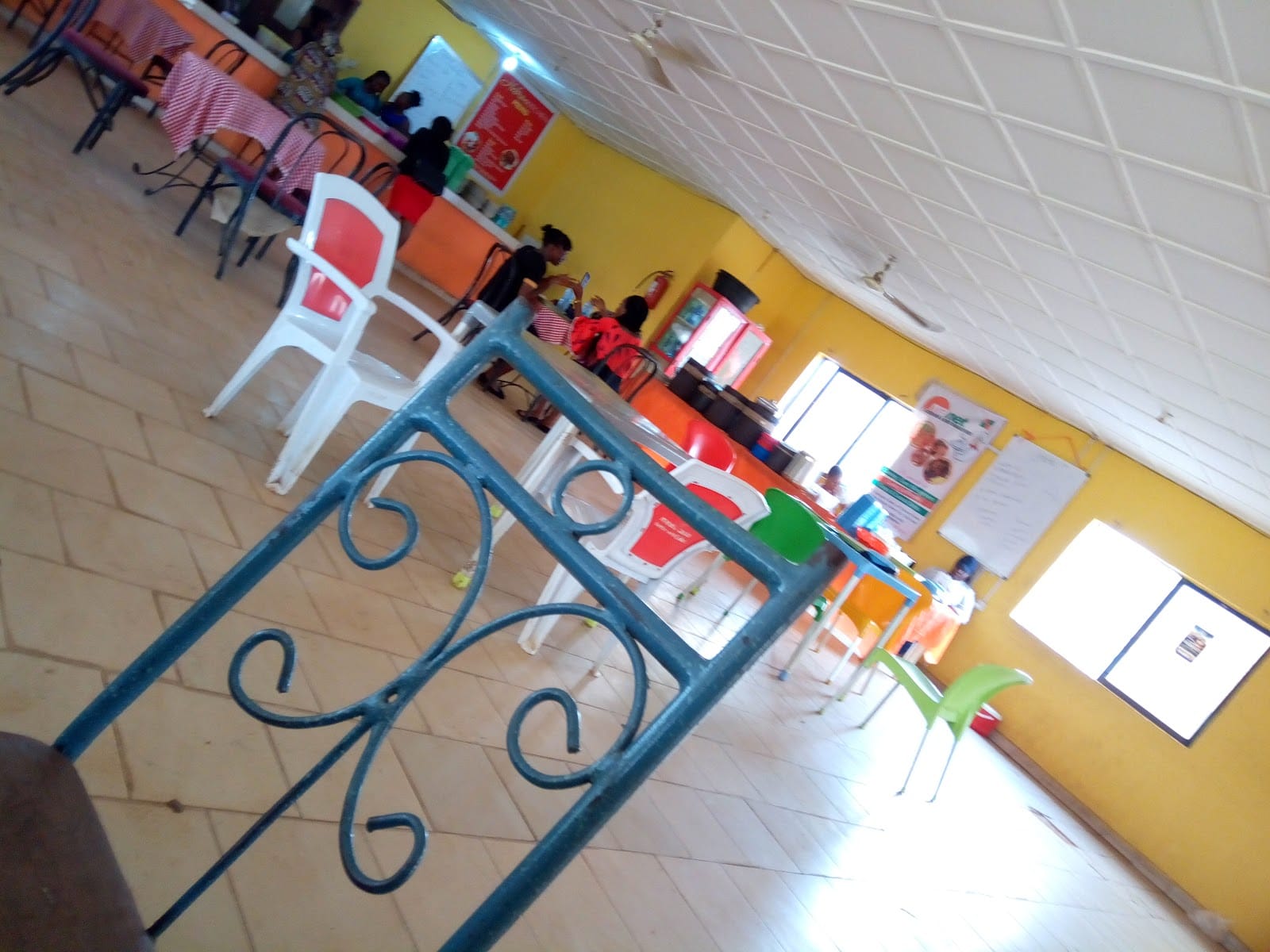 Ben Mag's Cafeteria